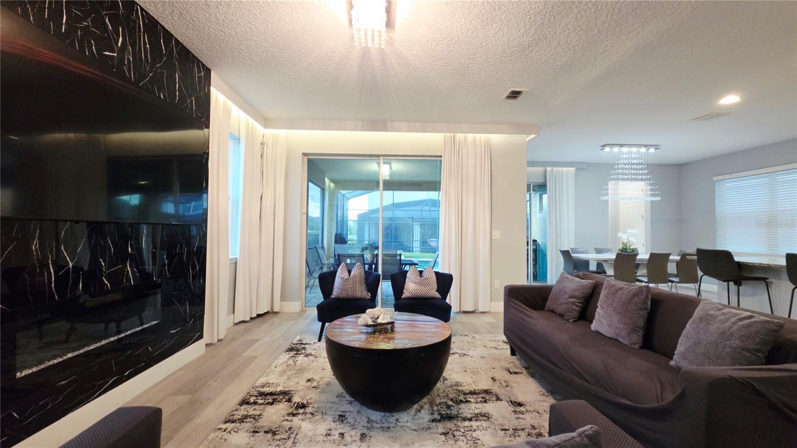 SOLARA RESORT - Residential