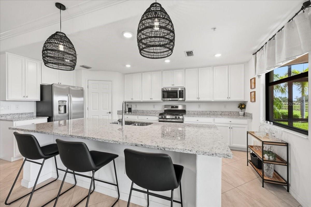 LAKEWOOD NATIONAL - Residential