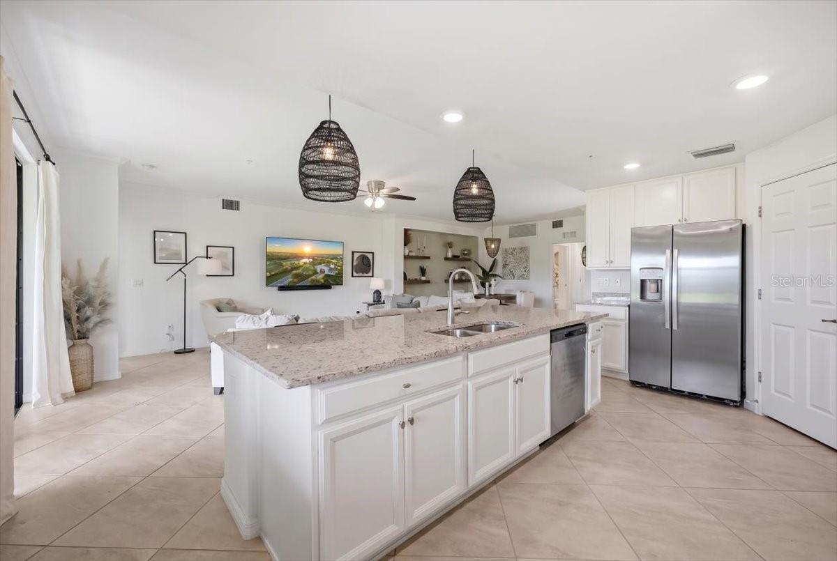 LAKEWOOD NATIONAL - Residential