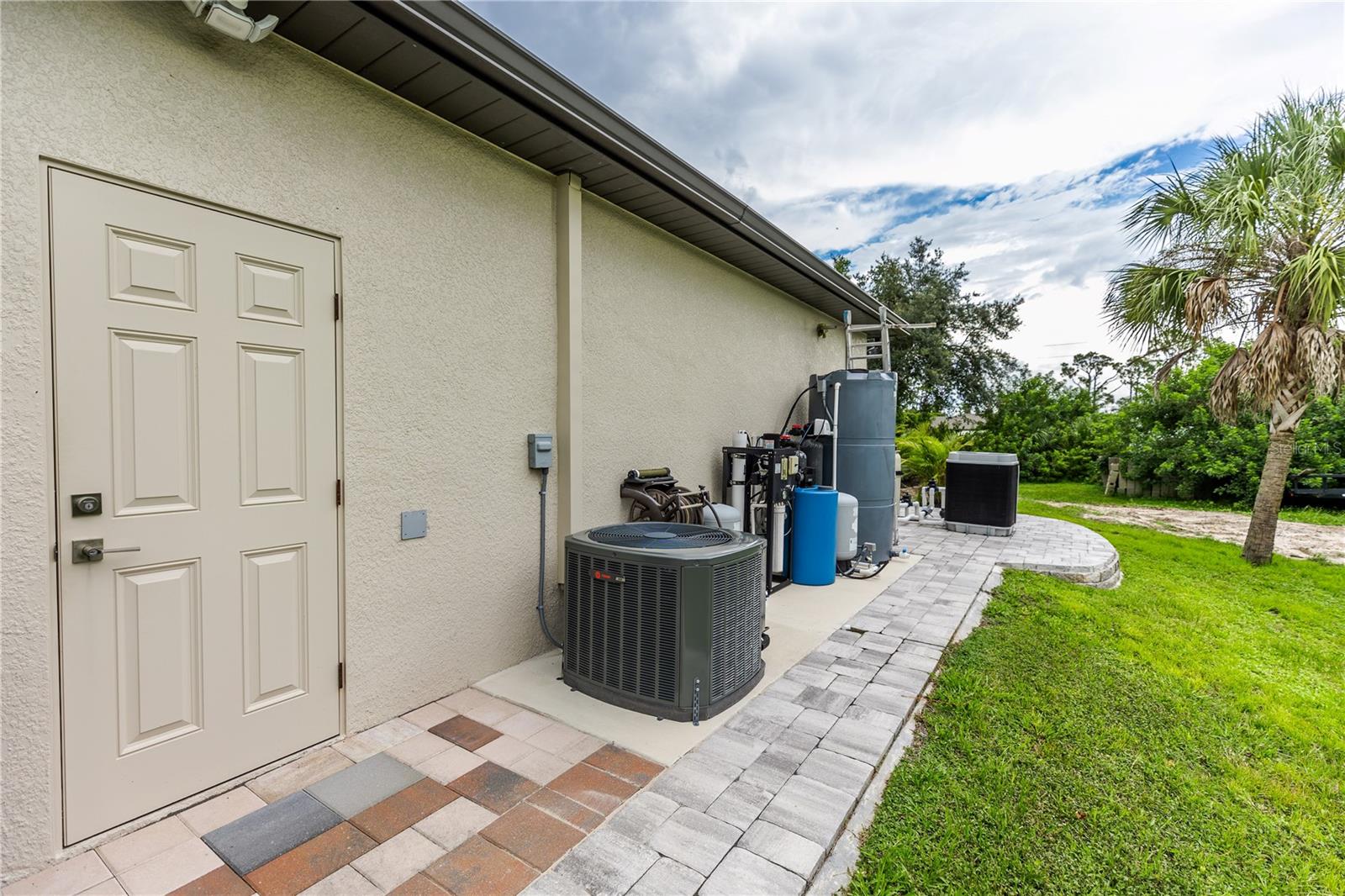 PORT CHARLOTTE SUB 08 - Residential