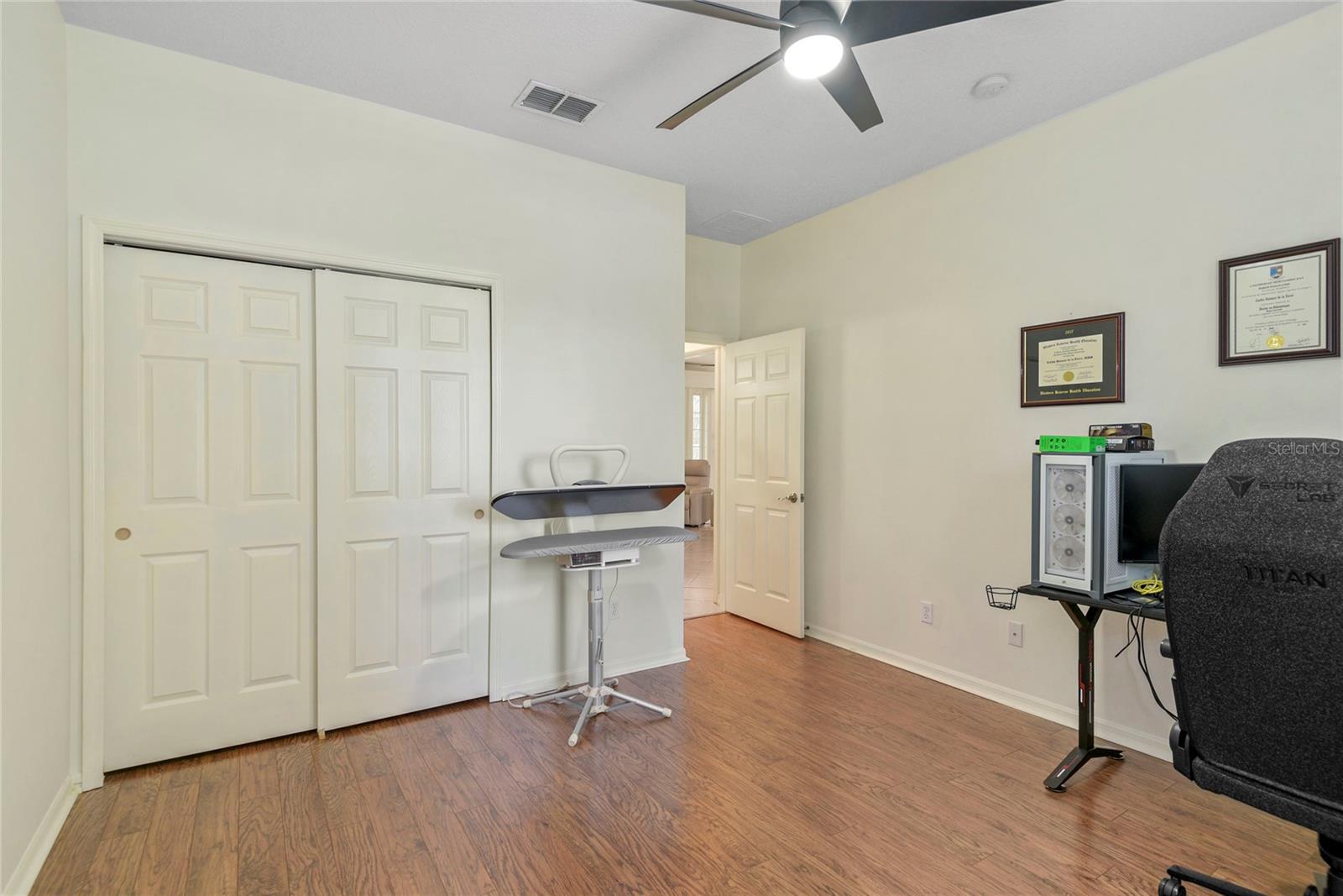 STONEYWOOD PH 11 - Residential