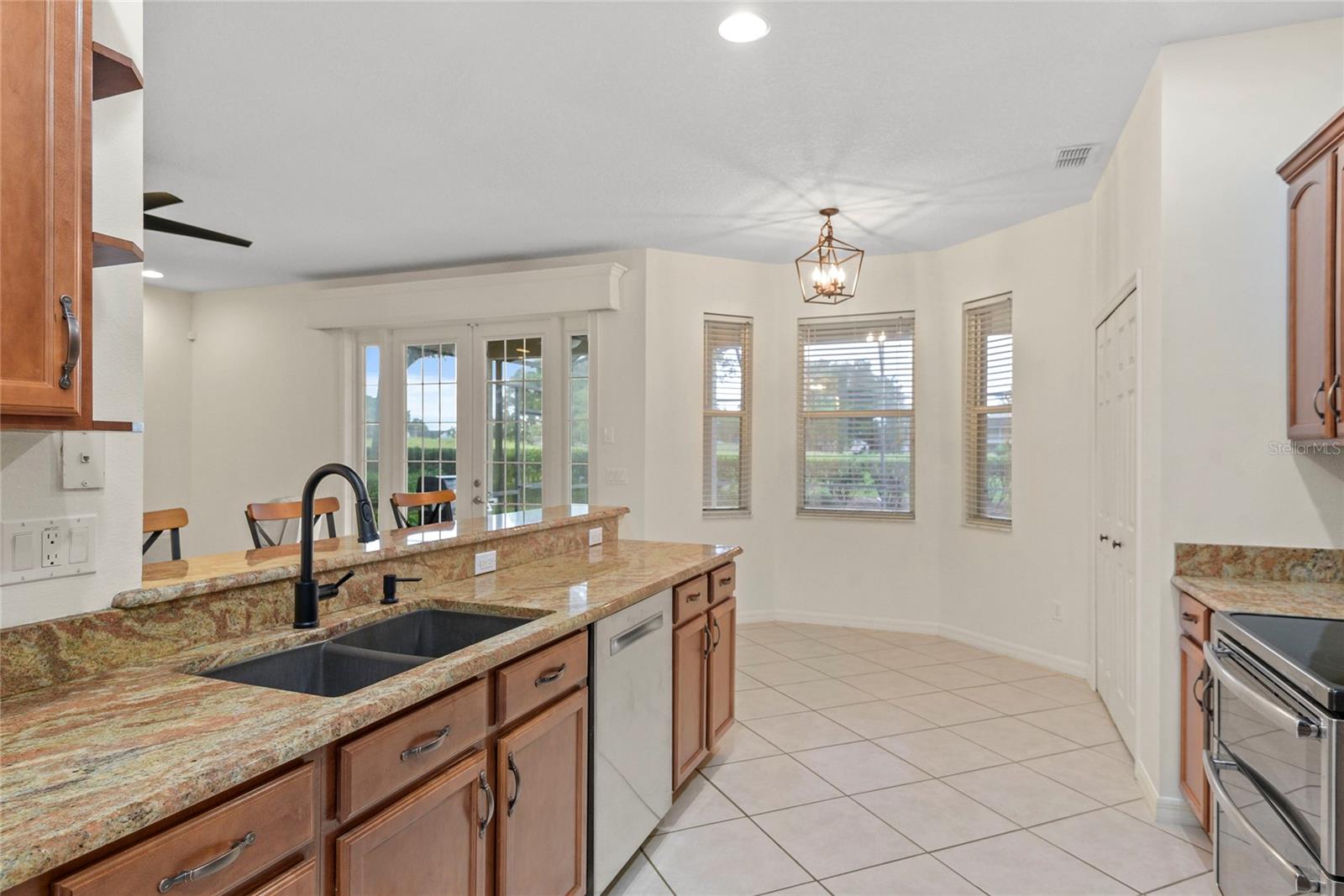 STONEYWOOD PH 11 - Residential