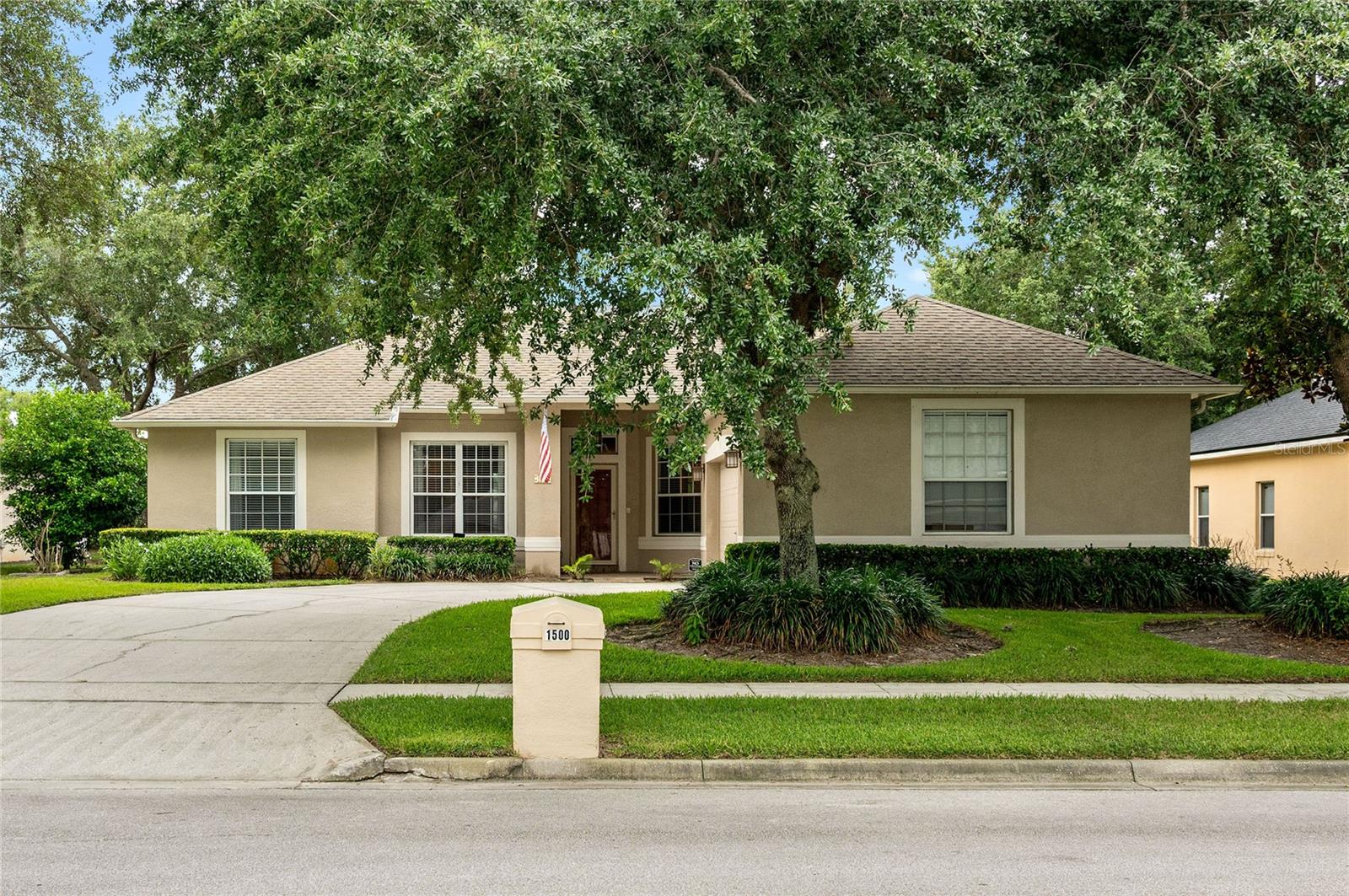 STONEYWOOD PH 11 - Residential