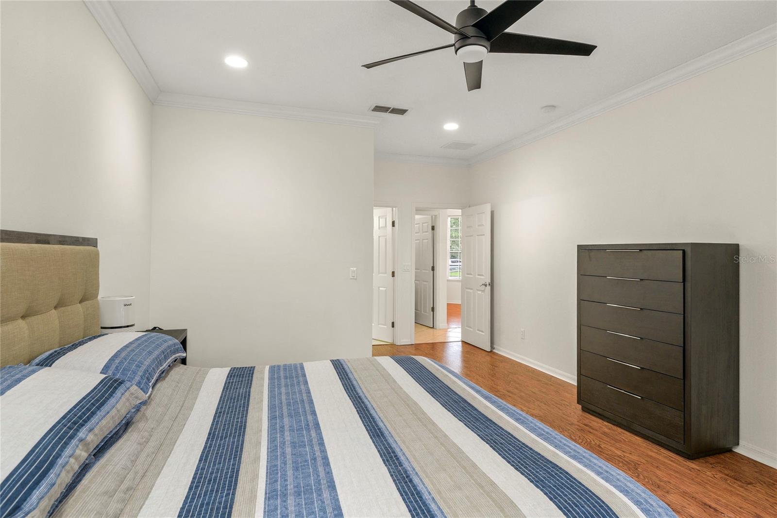 STONEYWOOD PH 11 - Residential