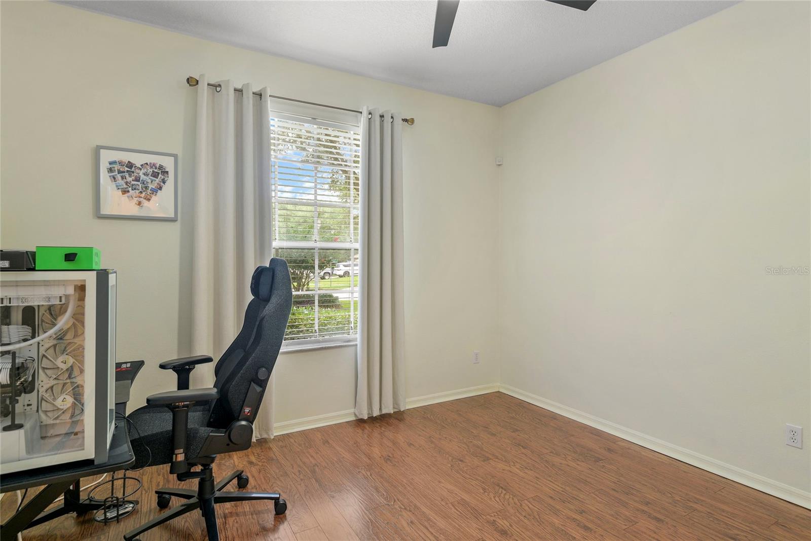 STONEYWOOD PH 11 - Residential