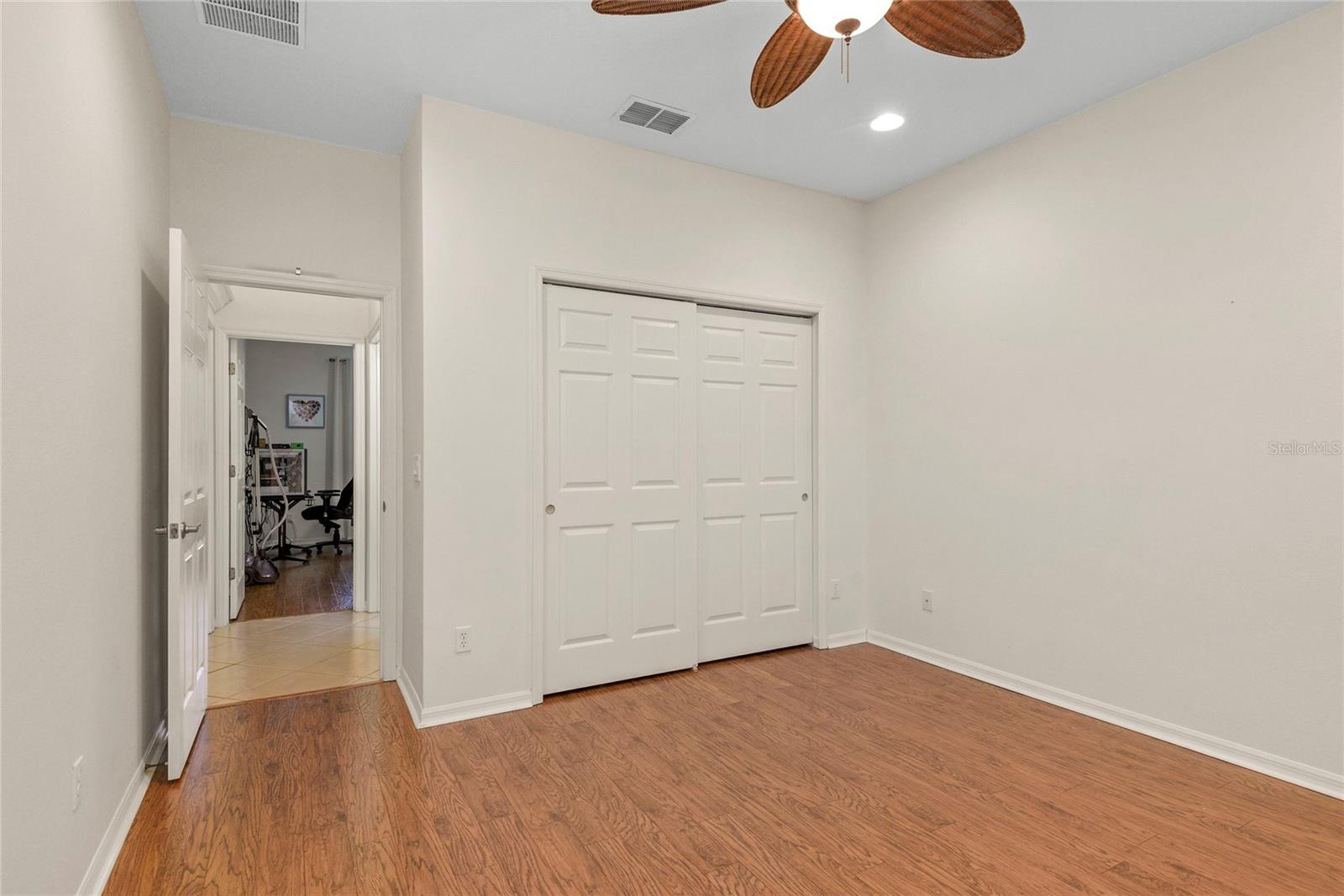 STONEYWOOD PH 11 - Residential