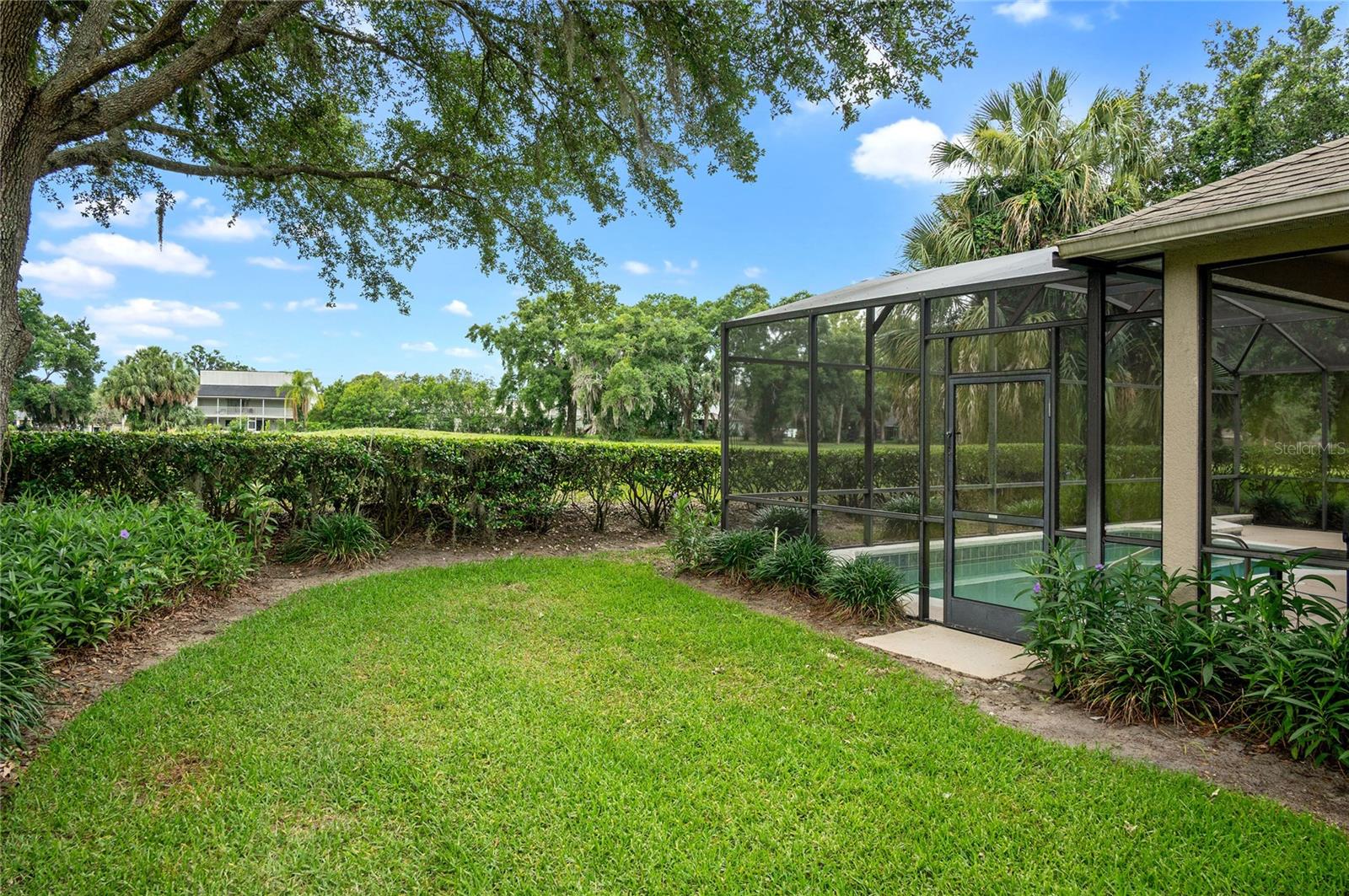 STONEYWOOD PH 11 - Residential
