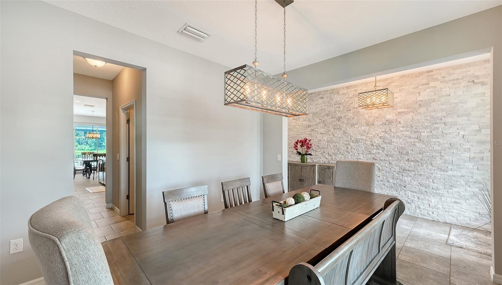 DEL TIERRA PH III - Residential