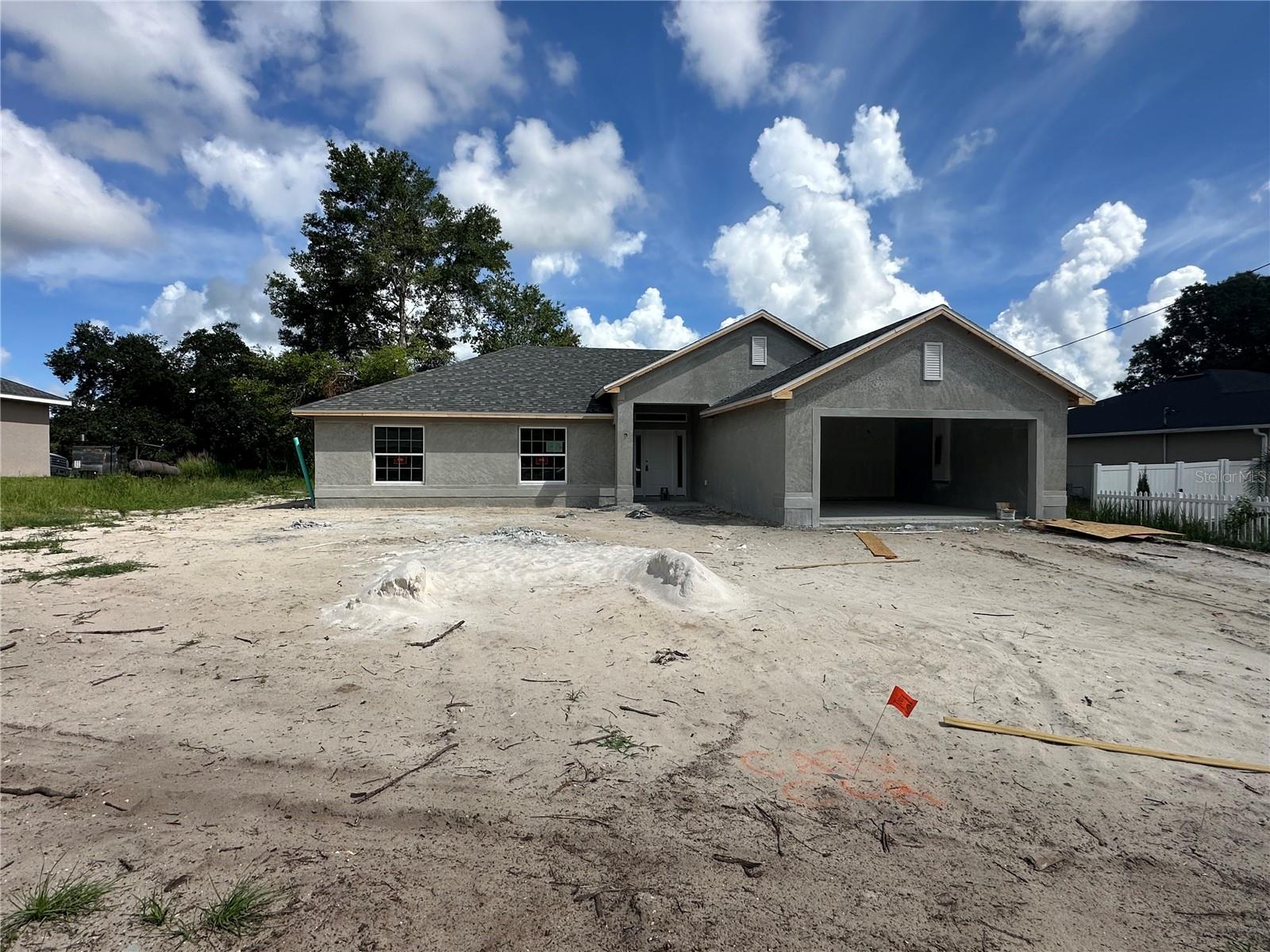 SILVER SPGS SHORES UN #18 - Residential
