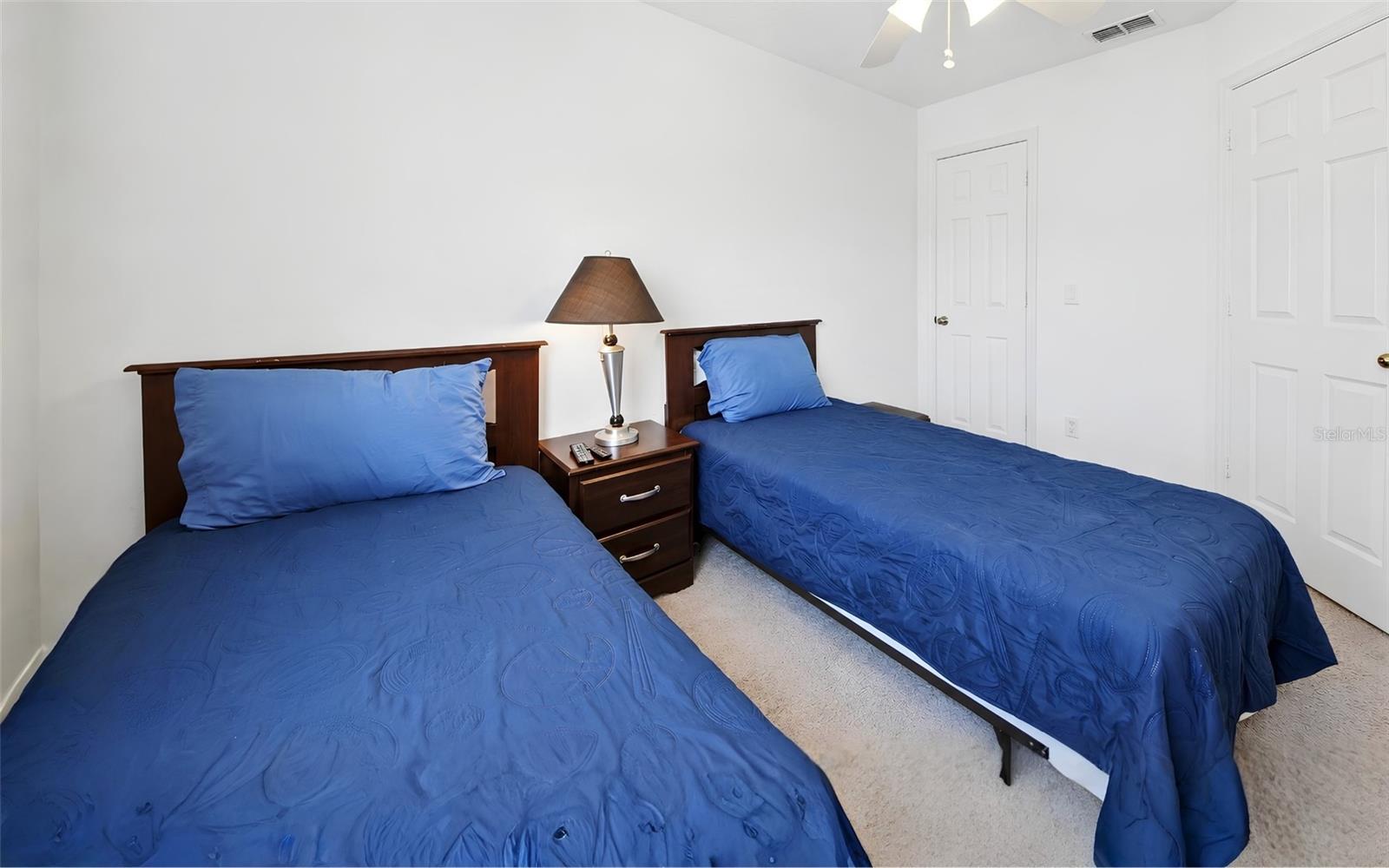 FIESTA KEY - Residential