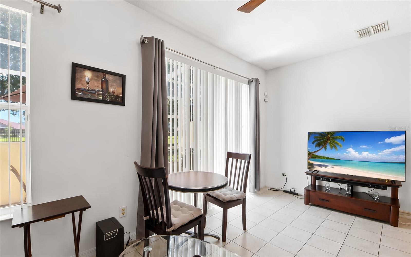FIESTA KEY - Residential