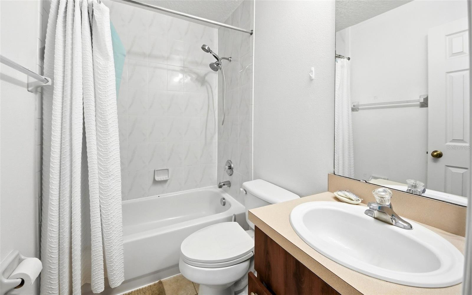 FIESTA KEY - Residential