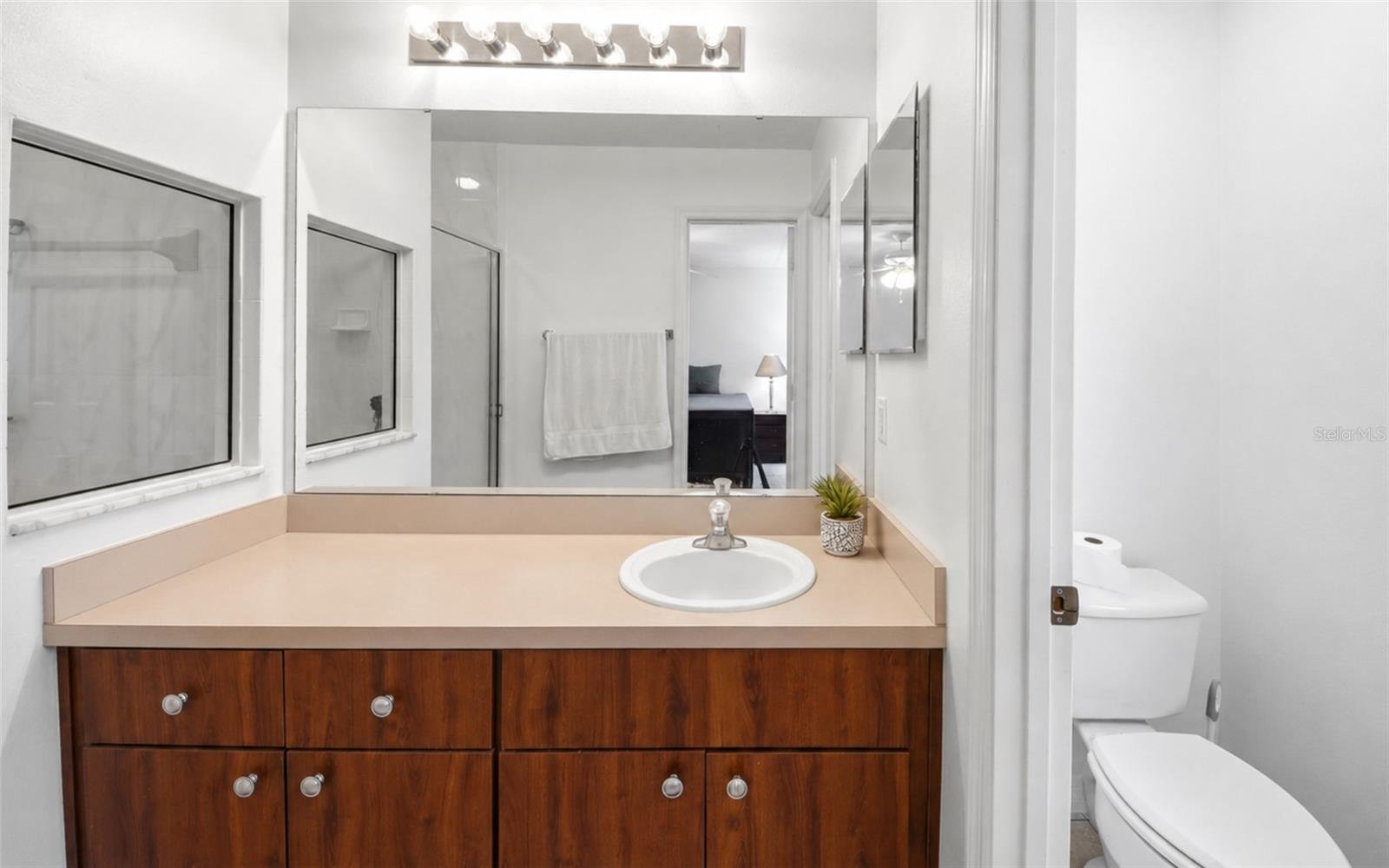 FIESTA KEY - Residential