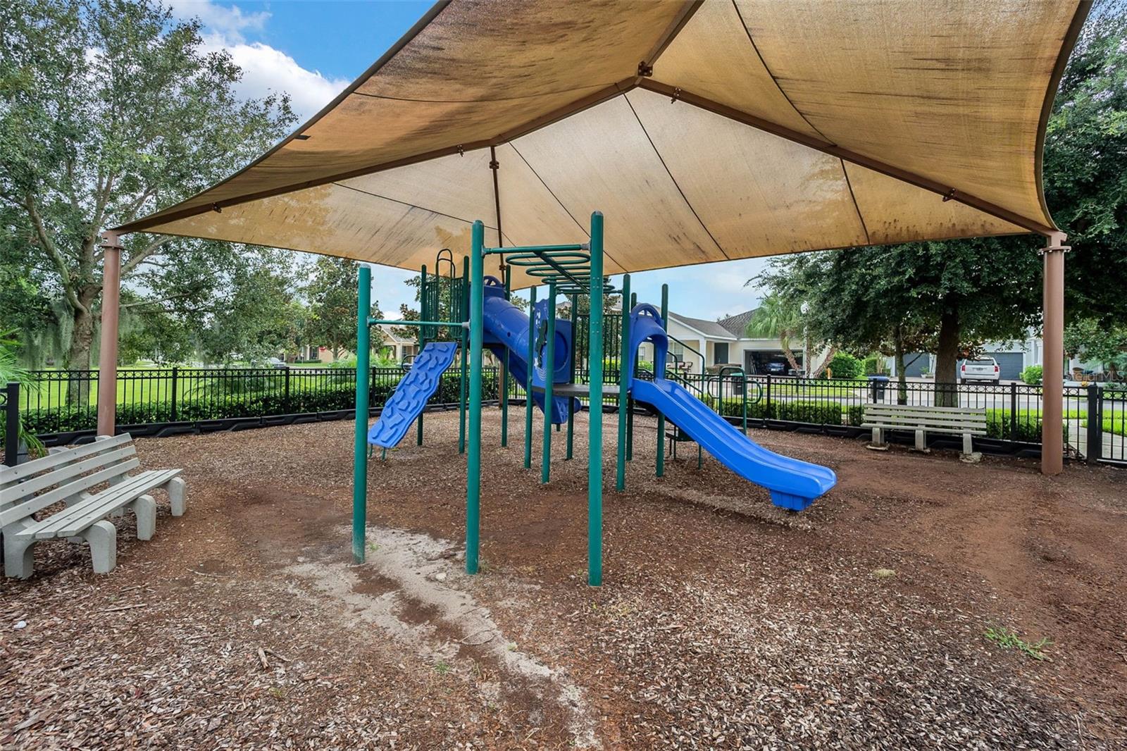 LAKE SAWYER SOUTH - Residential