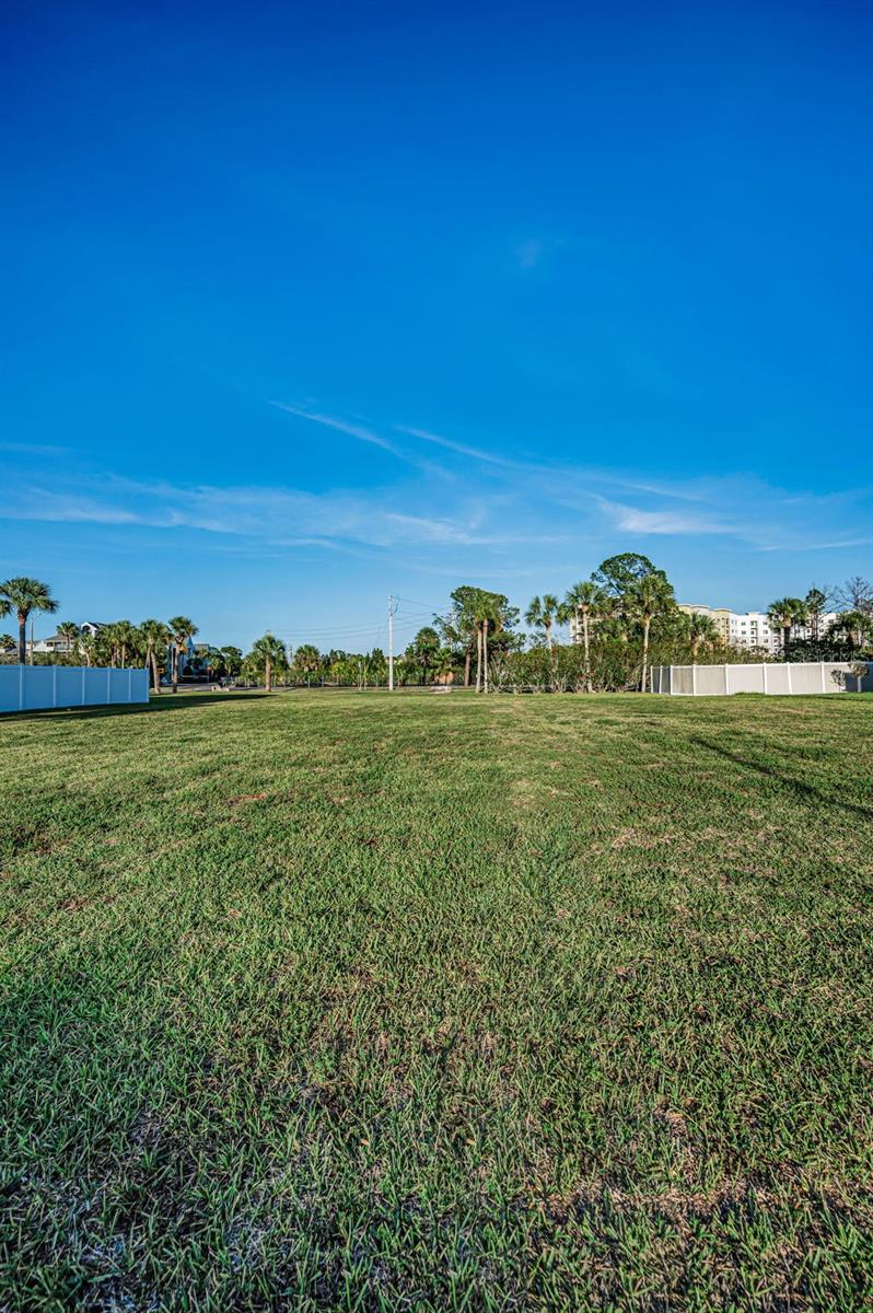 SEA COLONY AT GULF LANDINGS - Land