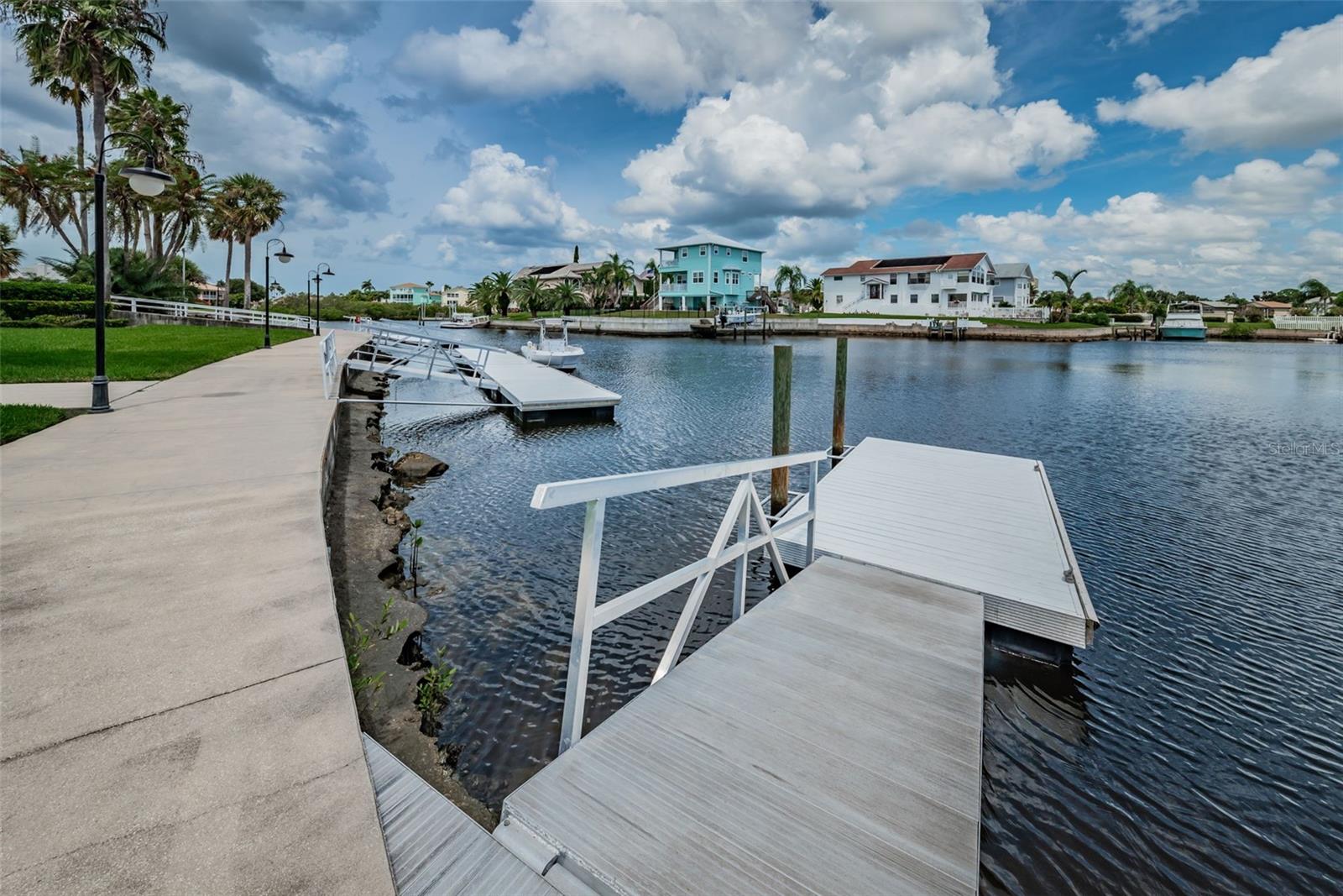 SEA COLONY AT GULF LANDINGS - Land