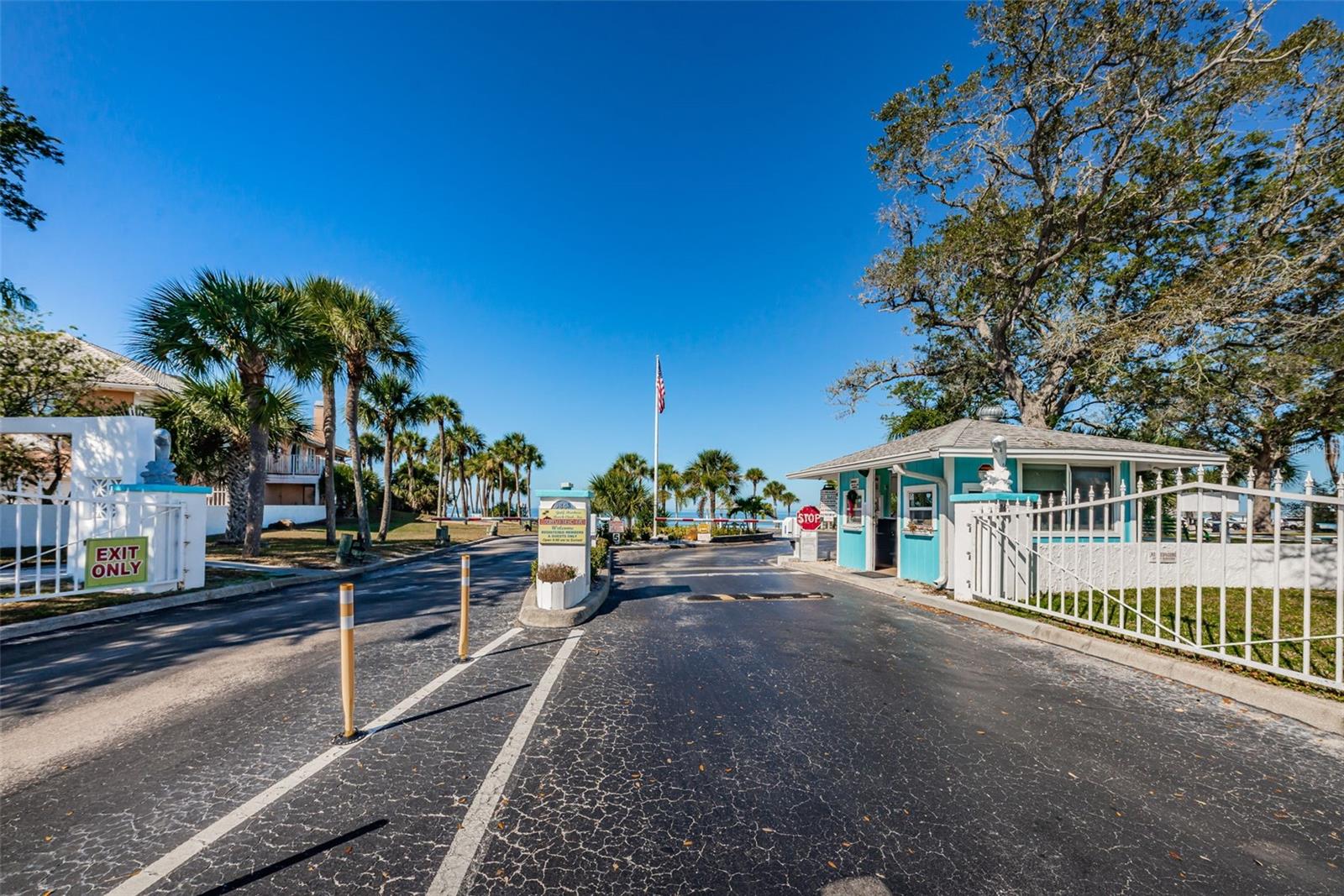 SEA COLONY AT GULF LANDINGS - Land