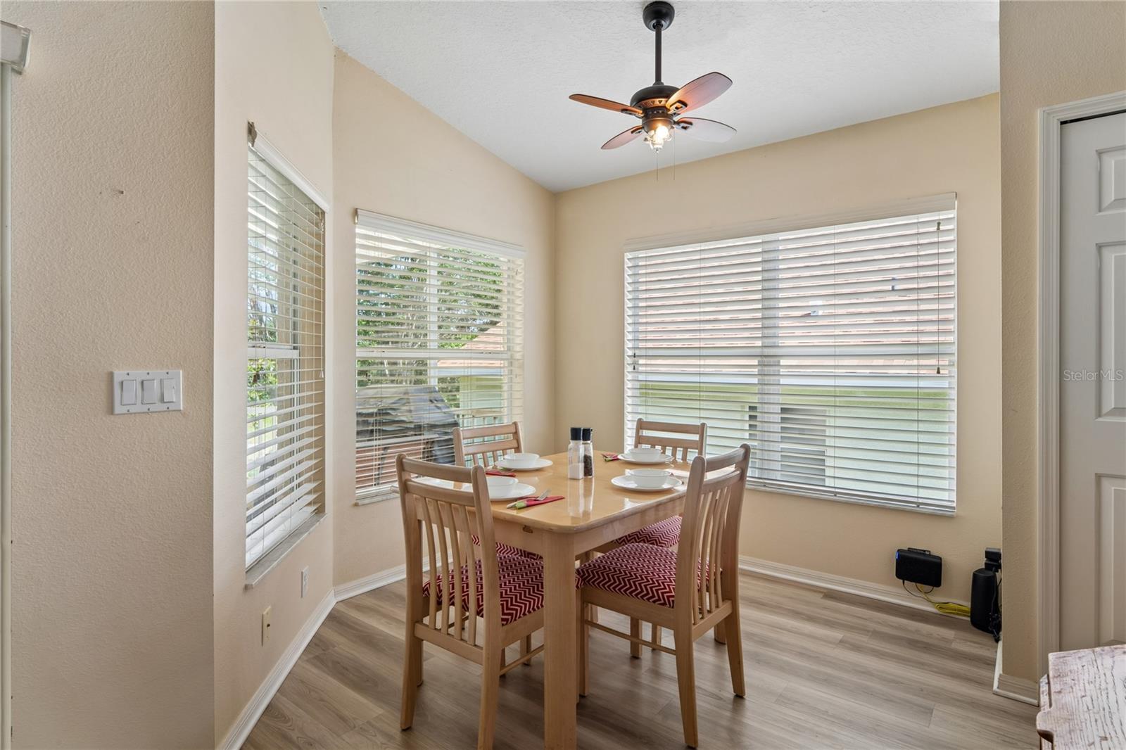 WELLINGTON AT SEVEN HILLS PH 4 - Residential