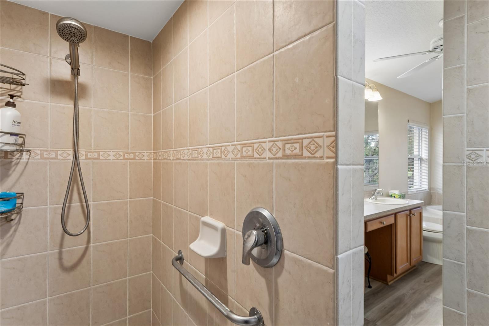 WELLINGTON AT SEVEN HILLS PH 4 - Residential