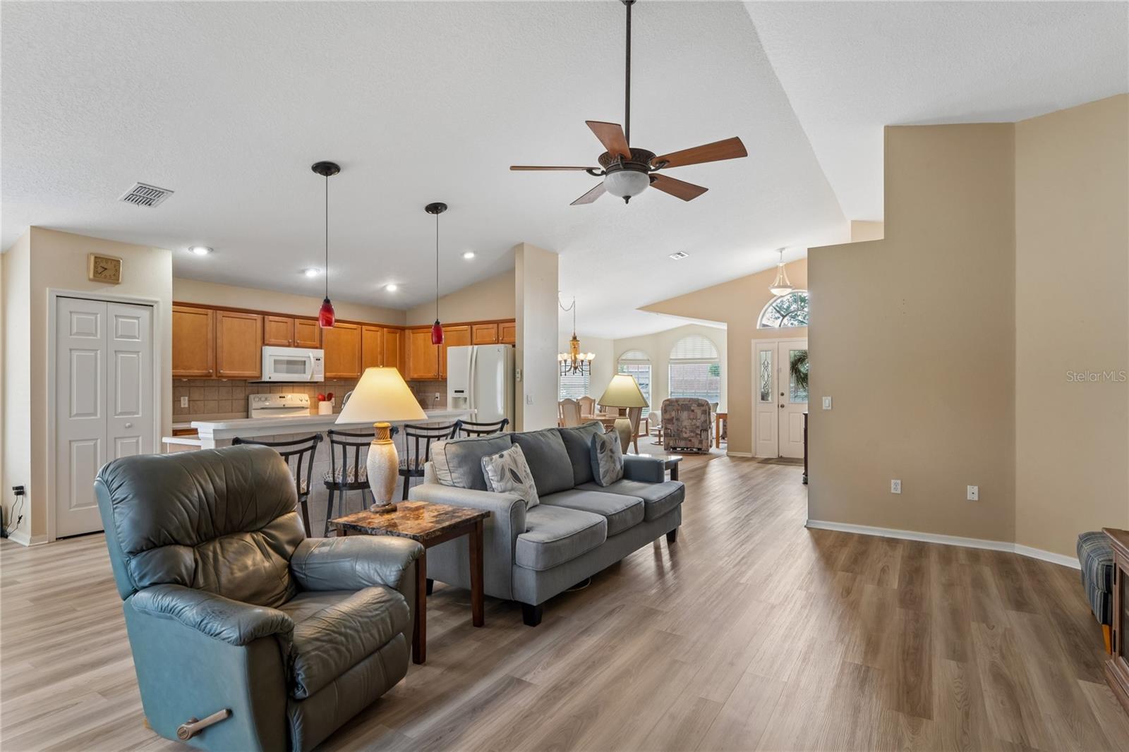 WELLINGTON AT SEVEN HILLS PH 4 - Residential