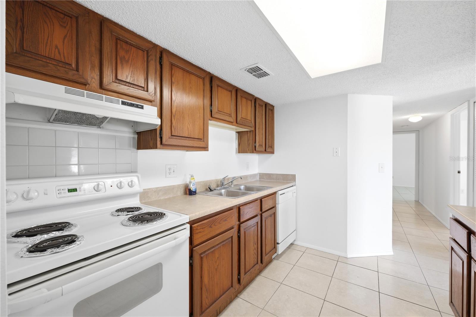 GARDENS OF FOREST LAKES CONDO THE - Residential
