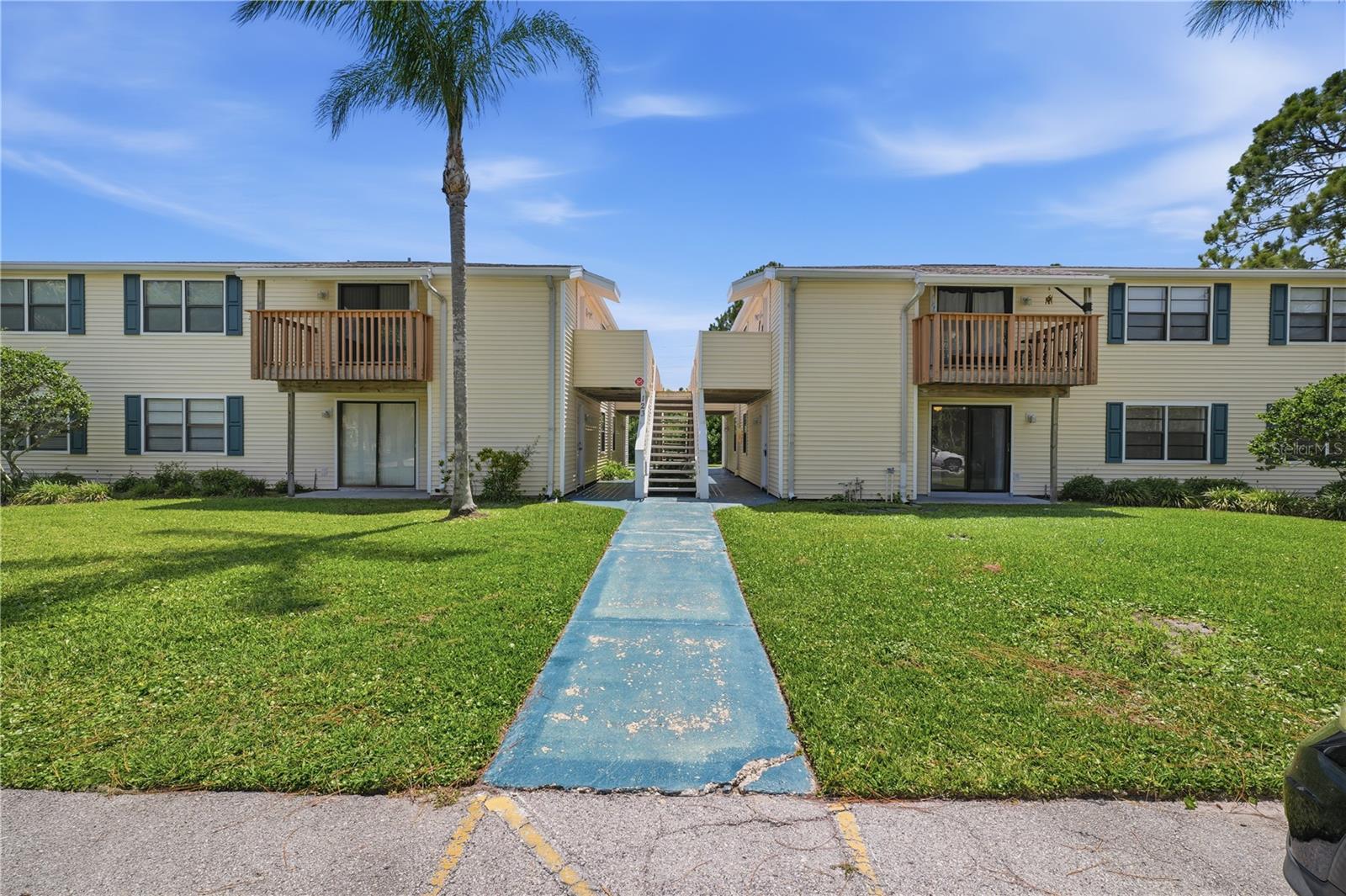 GARDENS OF FOREST LAKES CONDO THE - Residential