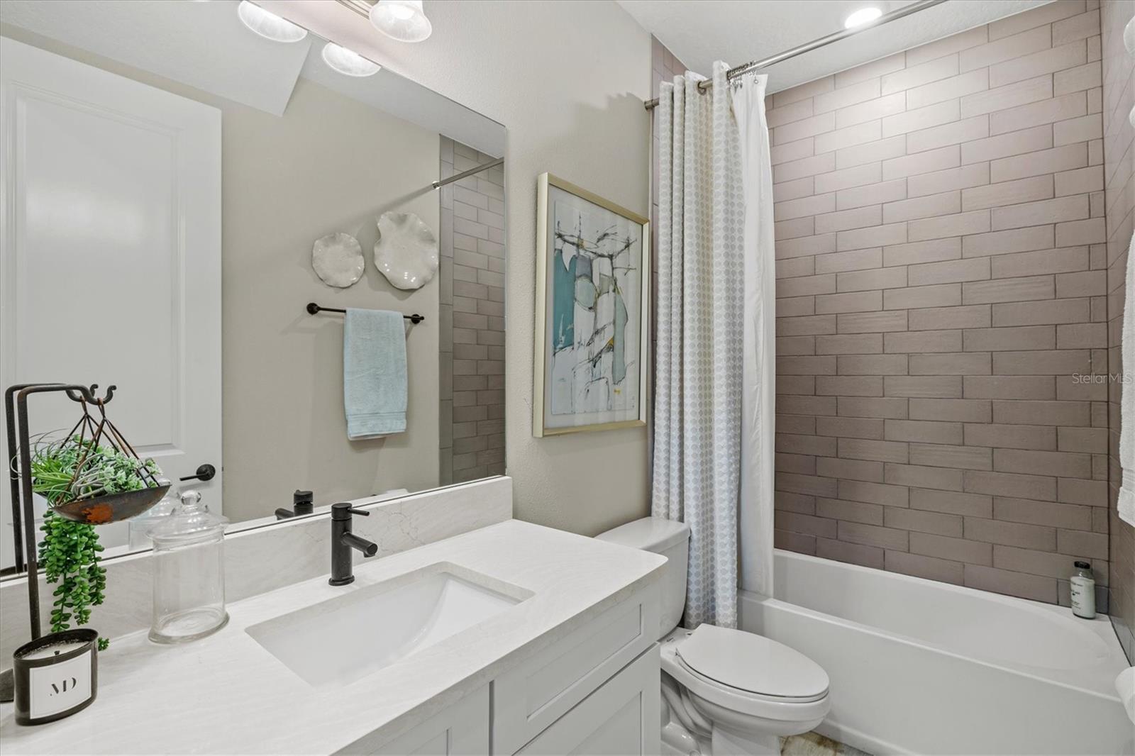 PROMENADE ESTATES PH I - Residential