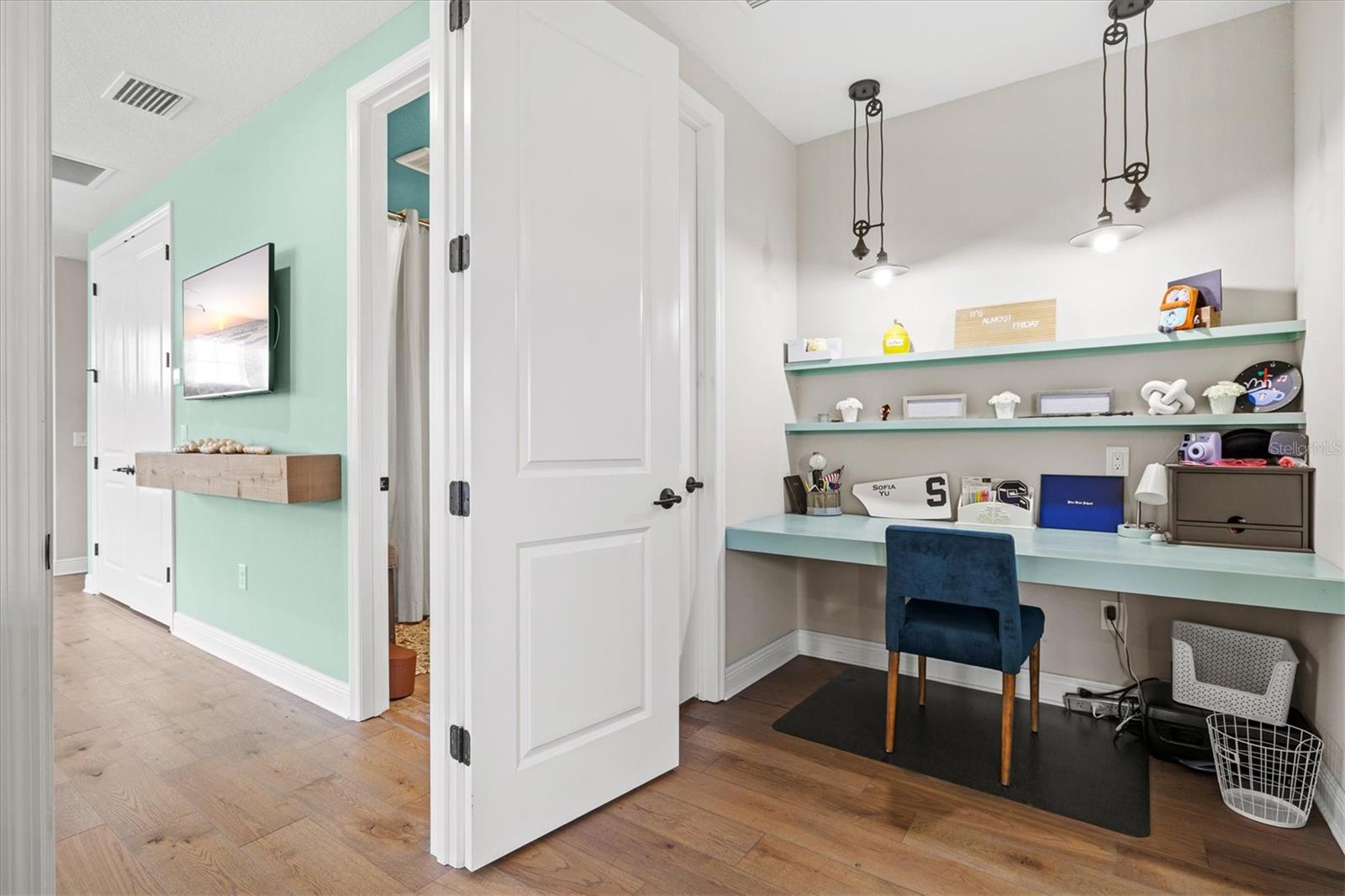 PROMENADE ESTATES PH I - Residential