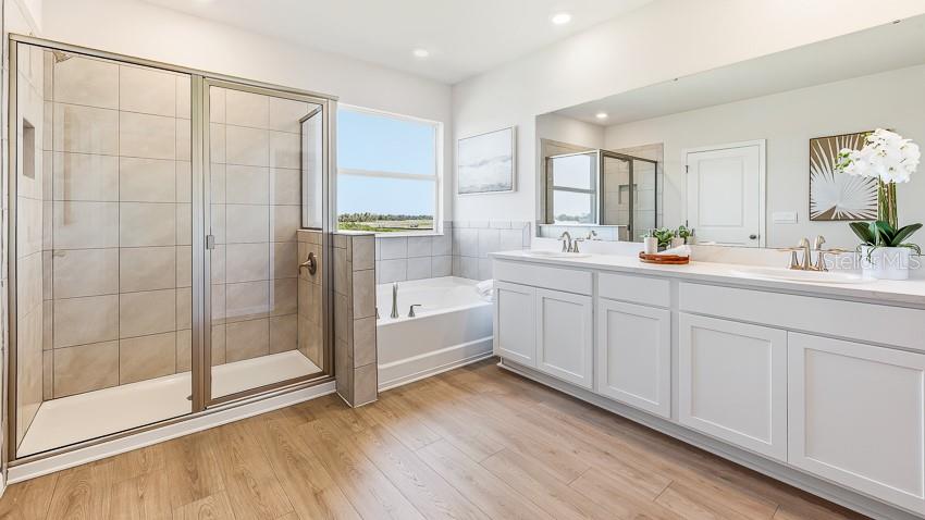 STAR FARMS AT LAKEWOOD RANCH - Residential