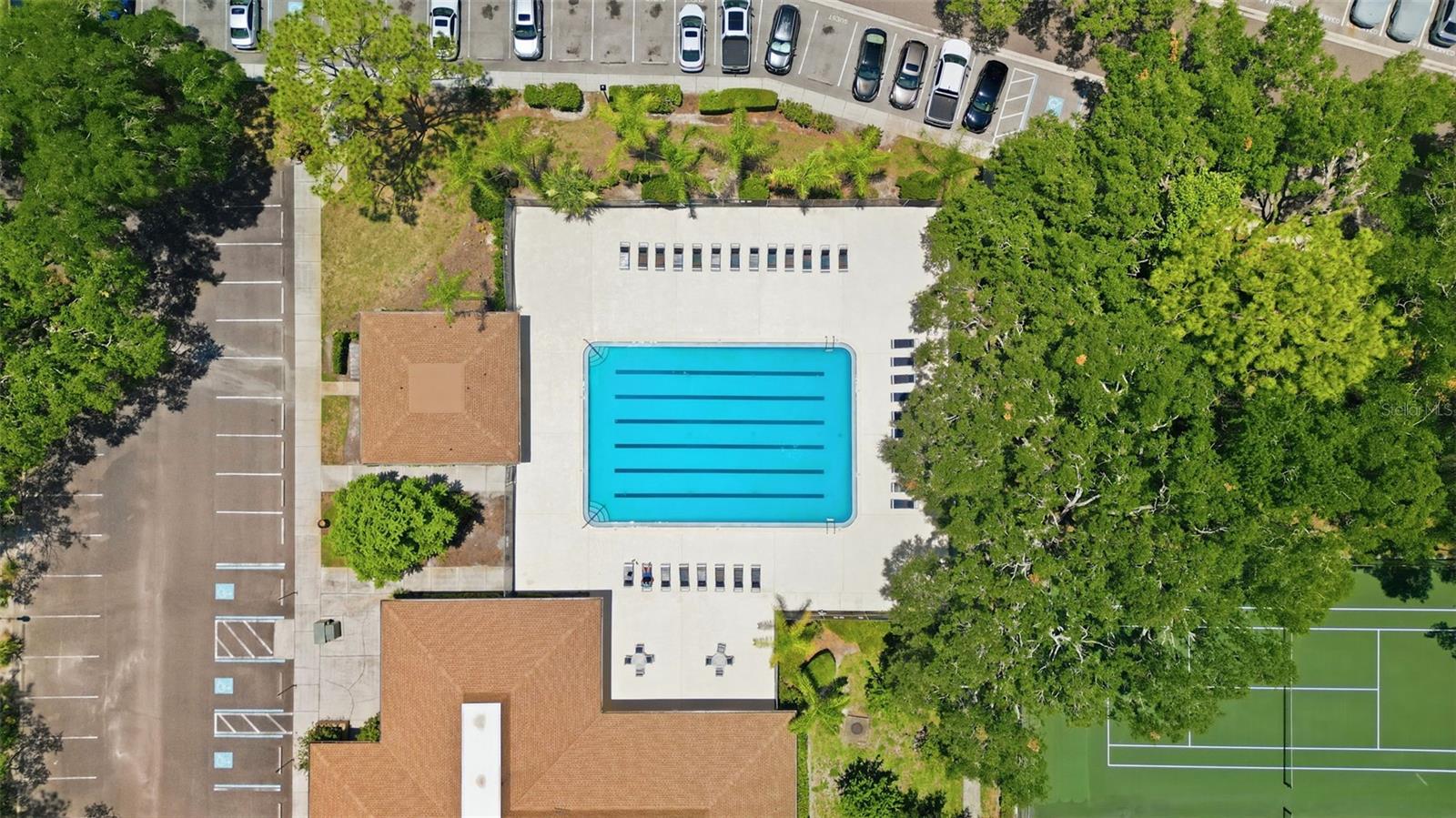 RAINTREE VILLAGE CONDO N - Residential