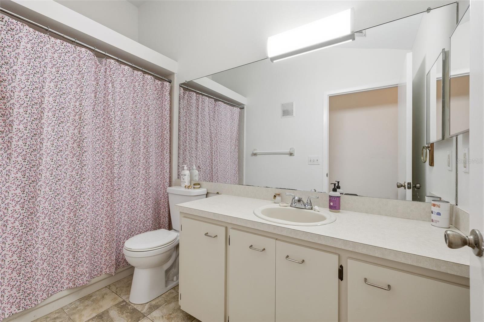 RAINTREE VILLAGE CONDO N - Residential