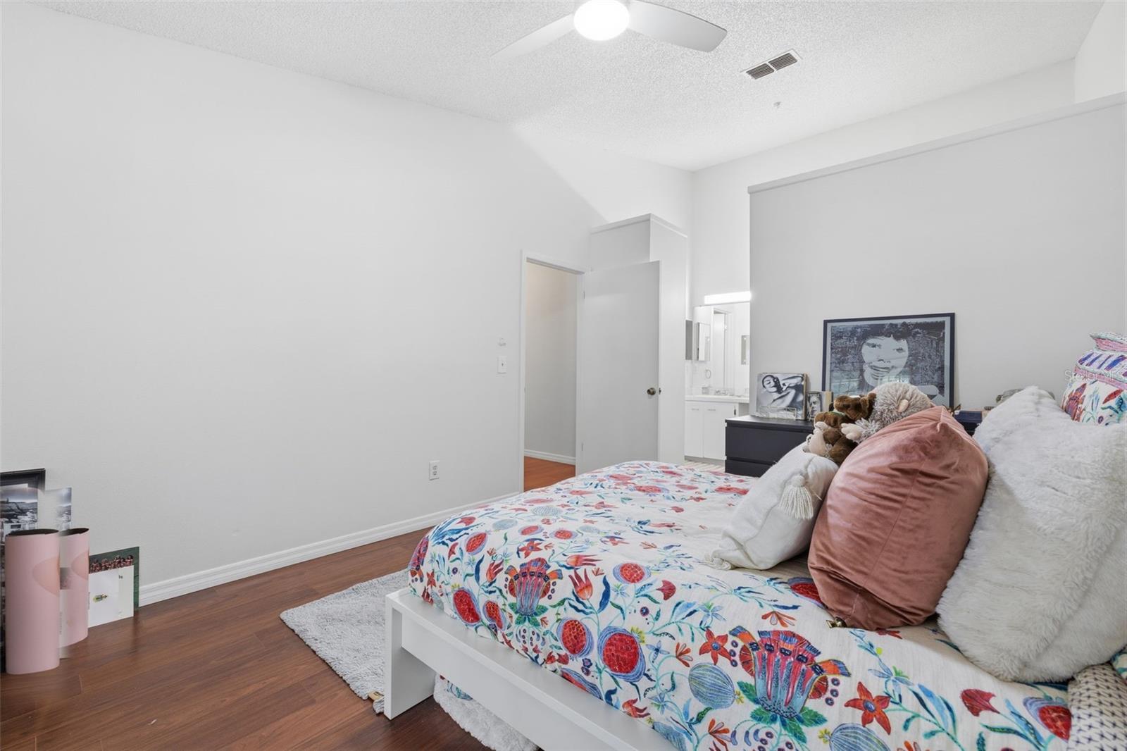 RAINTREE VILLAGE CONDO N - Residential