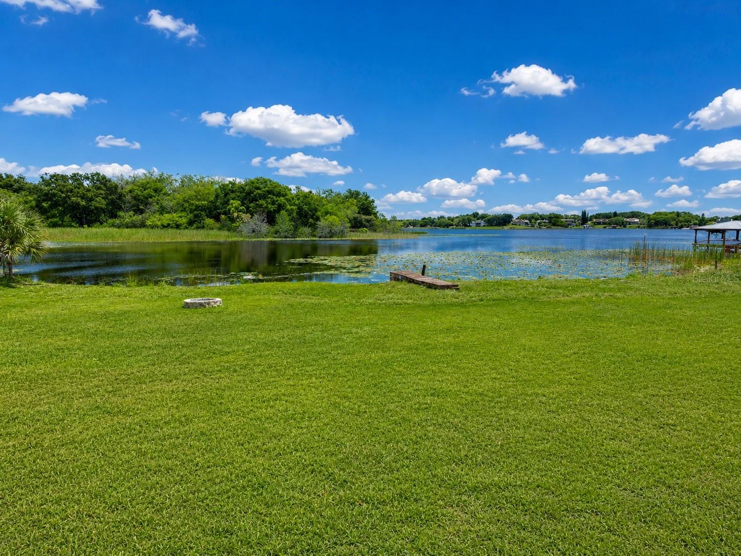 EDGEWATER BEACH - Residential