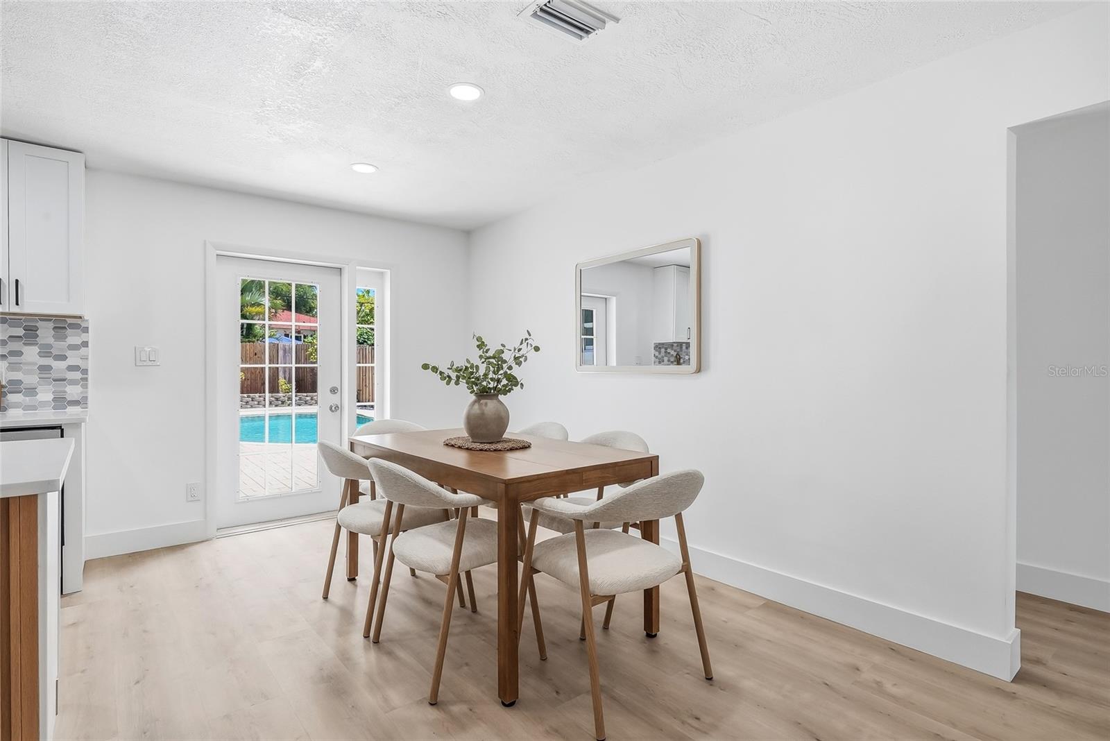 PELICAN CREEK SUB - Residential