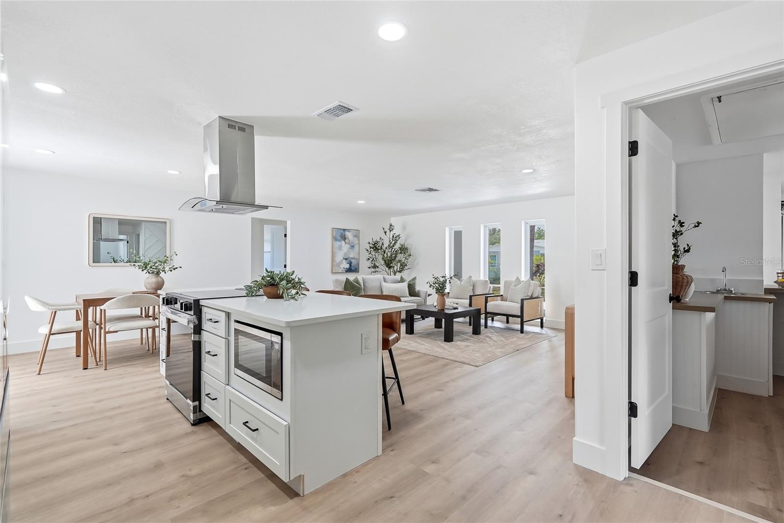 PELICAN CREEK SUB - Residential