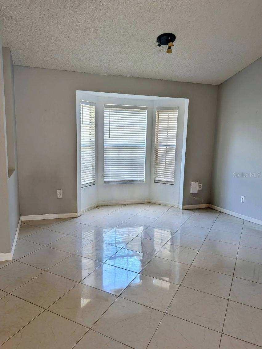 SPRING HILL - Residential Lease