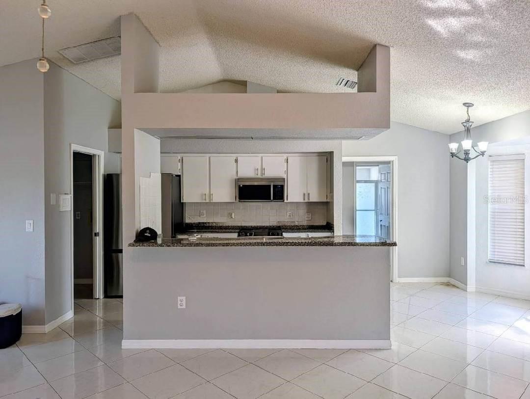 SPRING HILL - Residential Lease