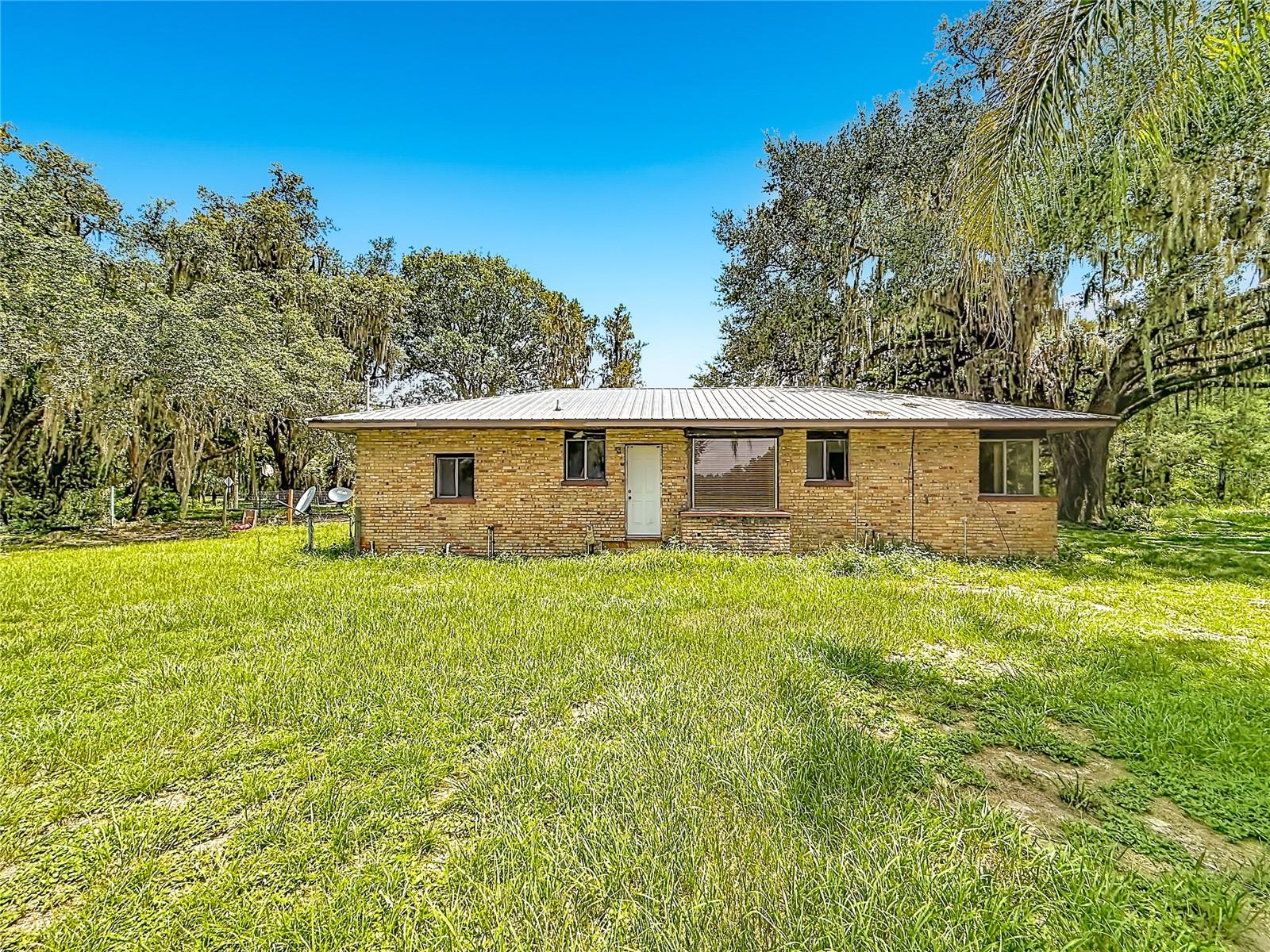 GROVELAND FARMS 33-22-24 - Residential