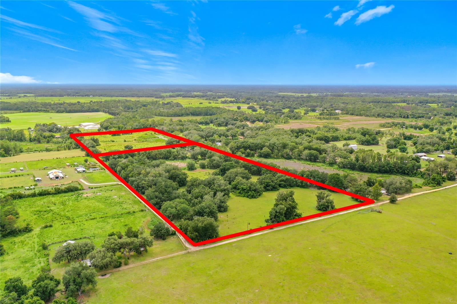 GROVELAND FARMS 33-22-24 - Residential