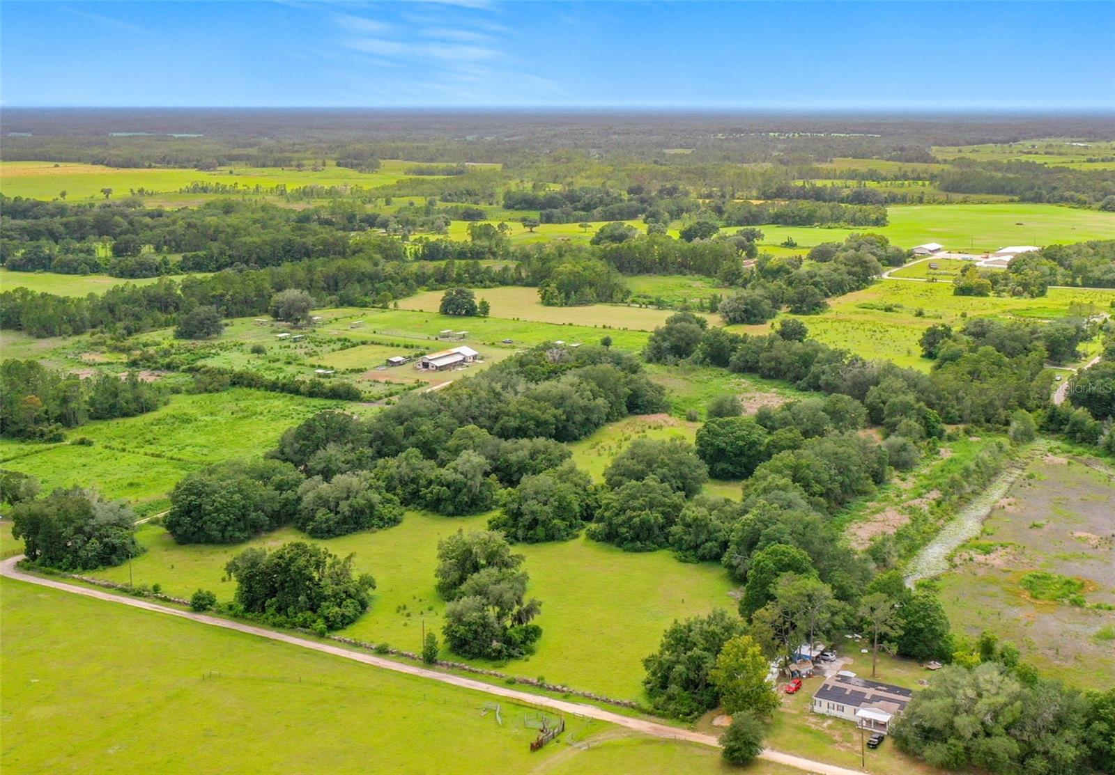 GROVELAND FARMS 33-22-24 - Residential