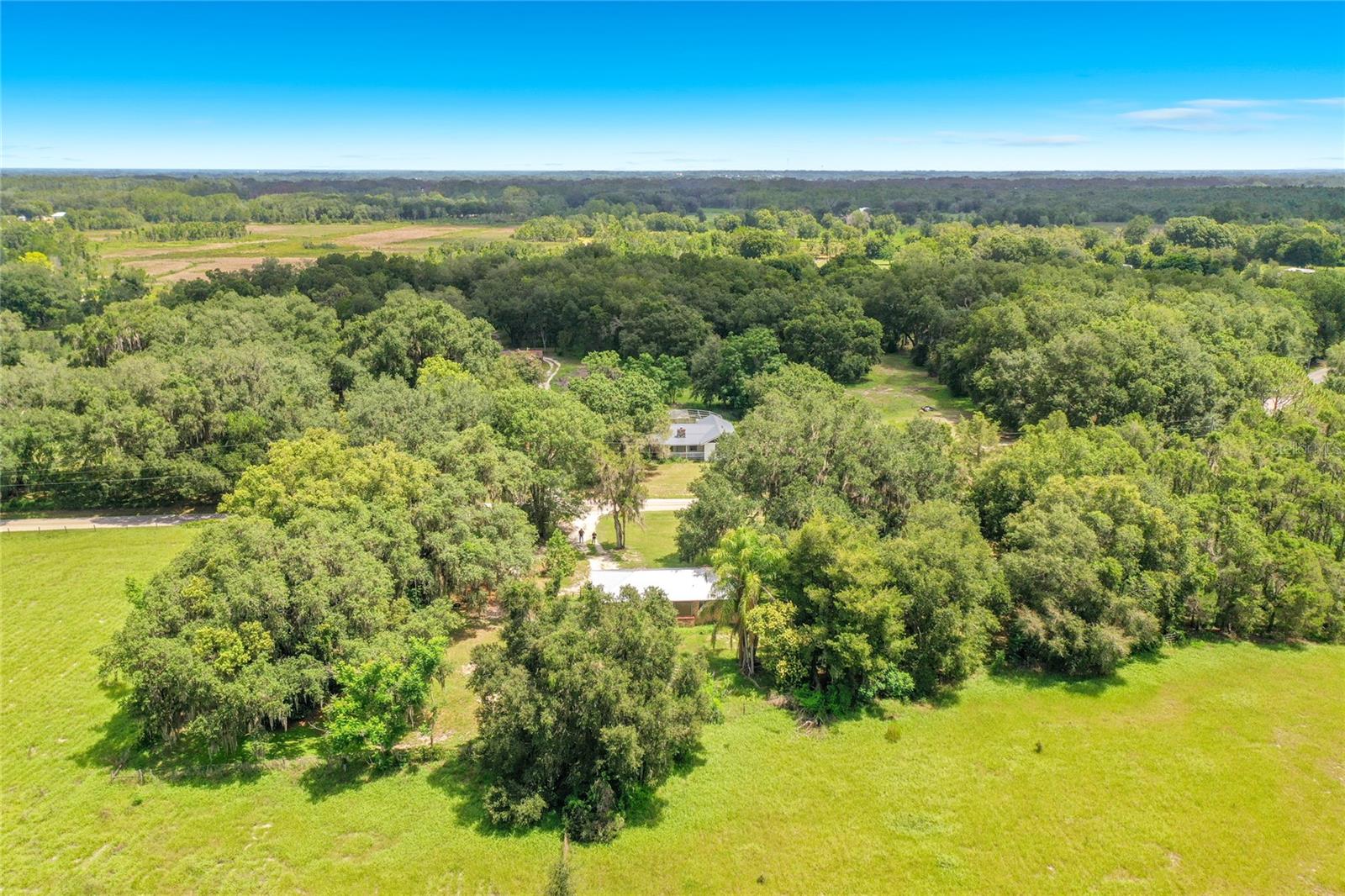 GROVELAND FARMS 33-22-24 - Residential