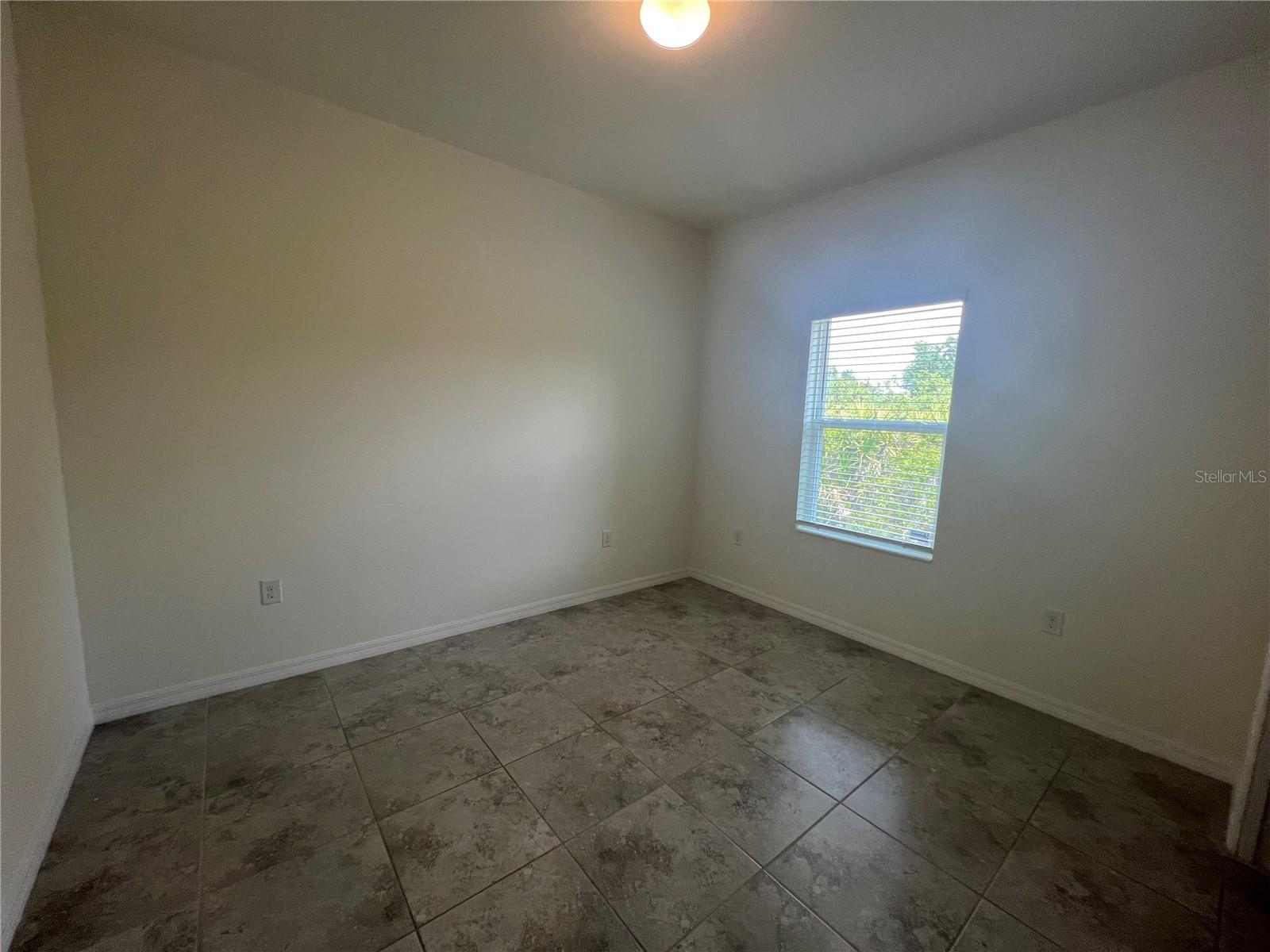 ROTONDA LAKES - Residential Lease