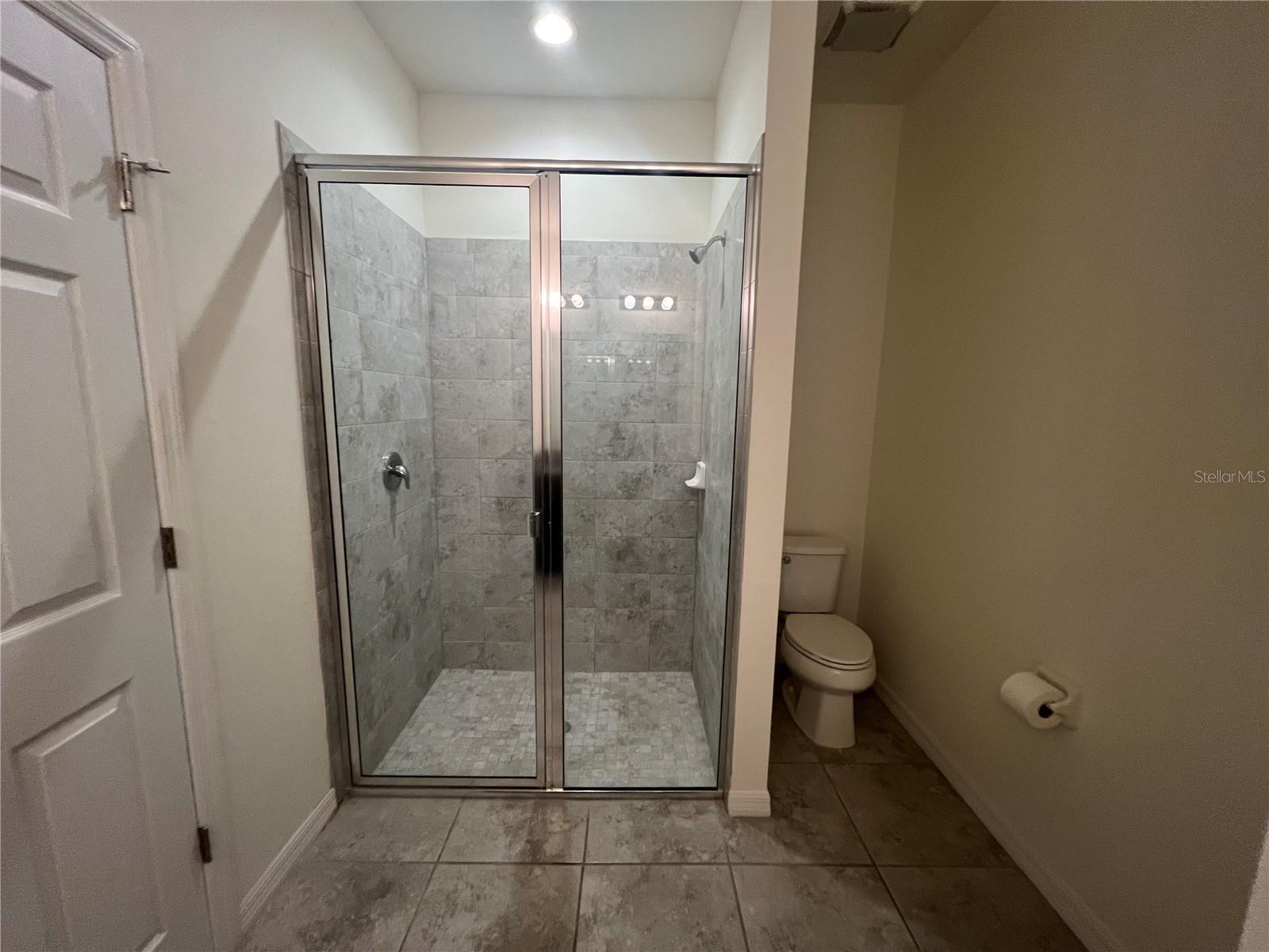 ROTONDA LAKES - Residential Lease