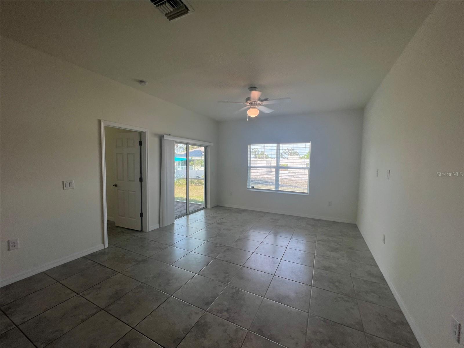 ROTONDA LAKES - Residential Lease