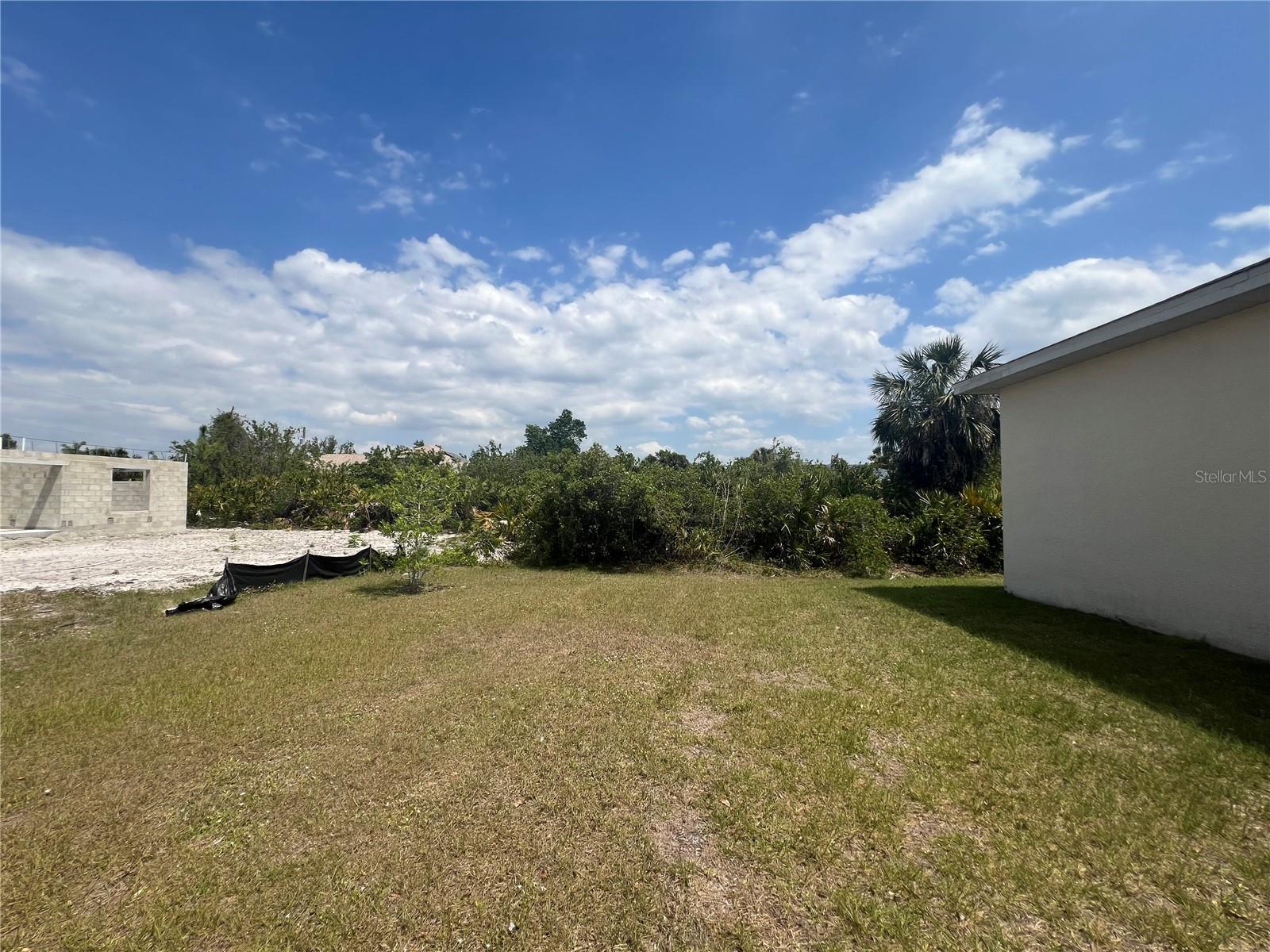 ROTONDA LAKES - Residential Lease
