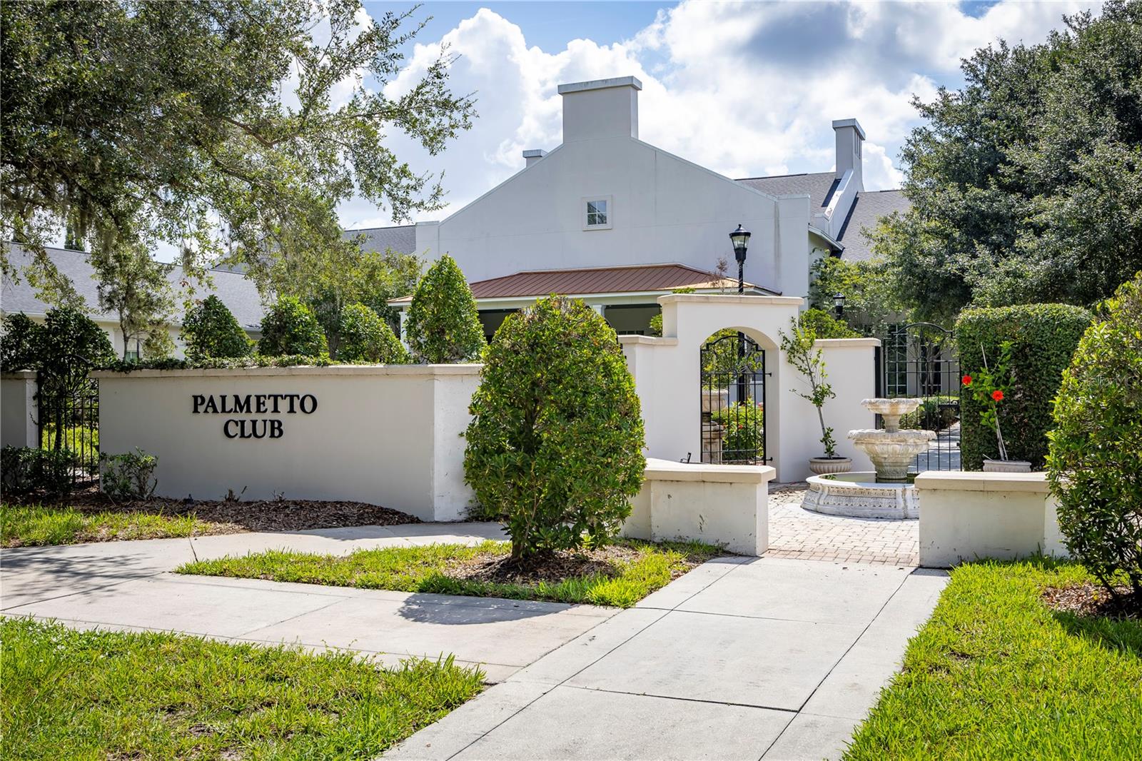 FISHHAWK RANCH TOWNCENTER - Residential