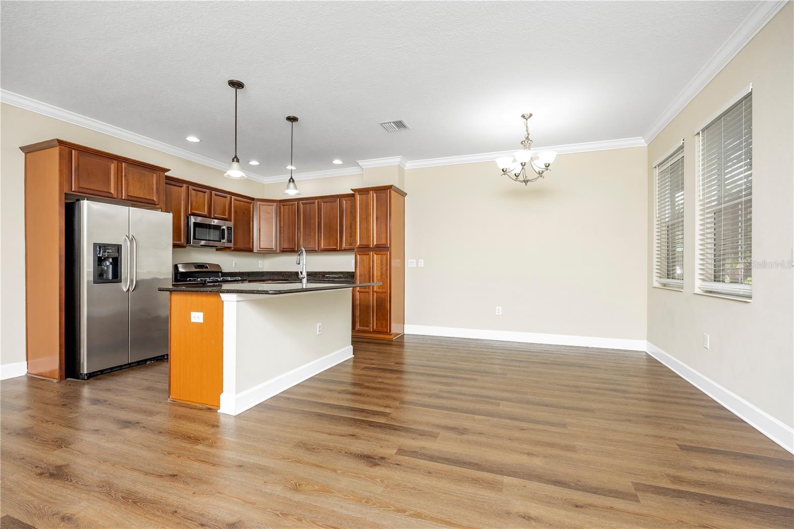 FISHHAWK RANCH TOWNCENTER - Residential