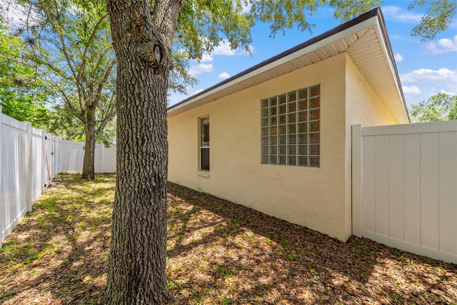 STONEGATE AT SILVER LAKE SUB - Residential
