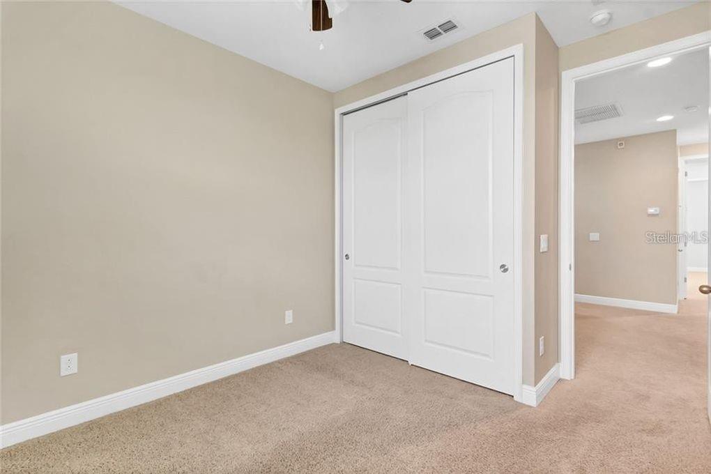 EAGLE CRK VILLAGE L PH 2 - Residential Lease