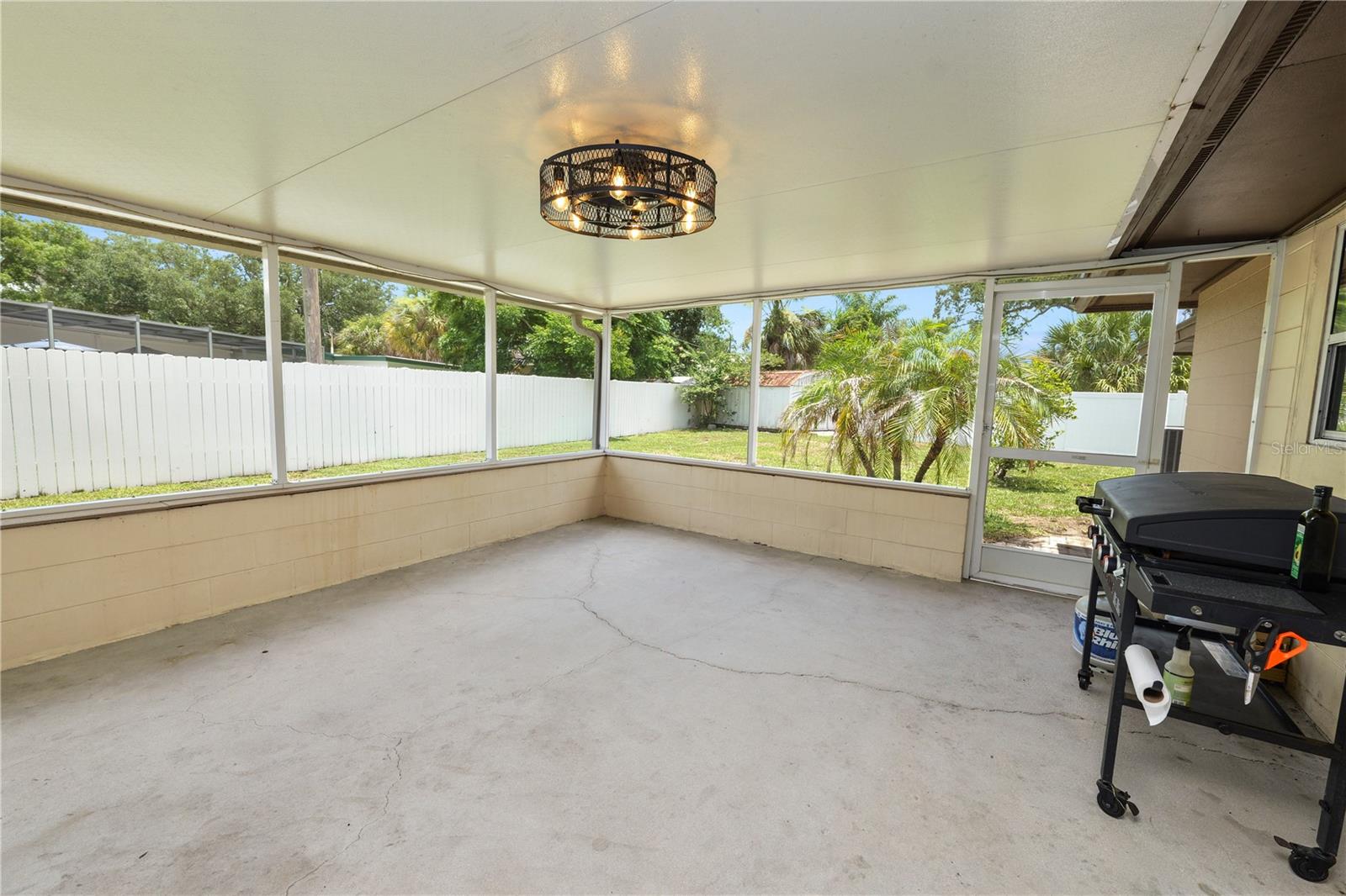 SUNSHINE ACRES - Residential